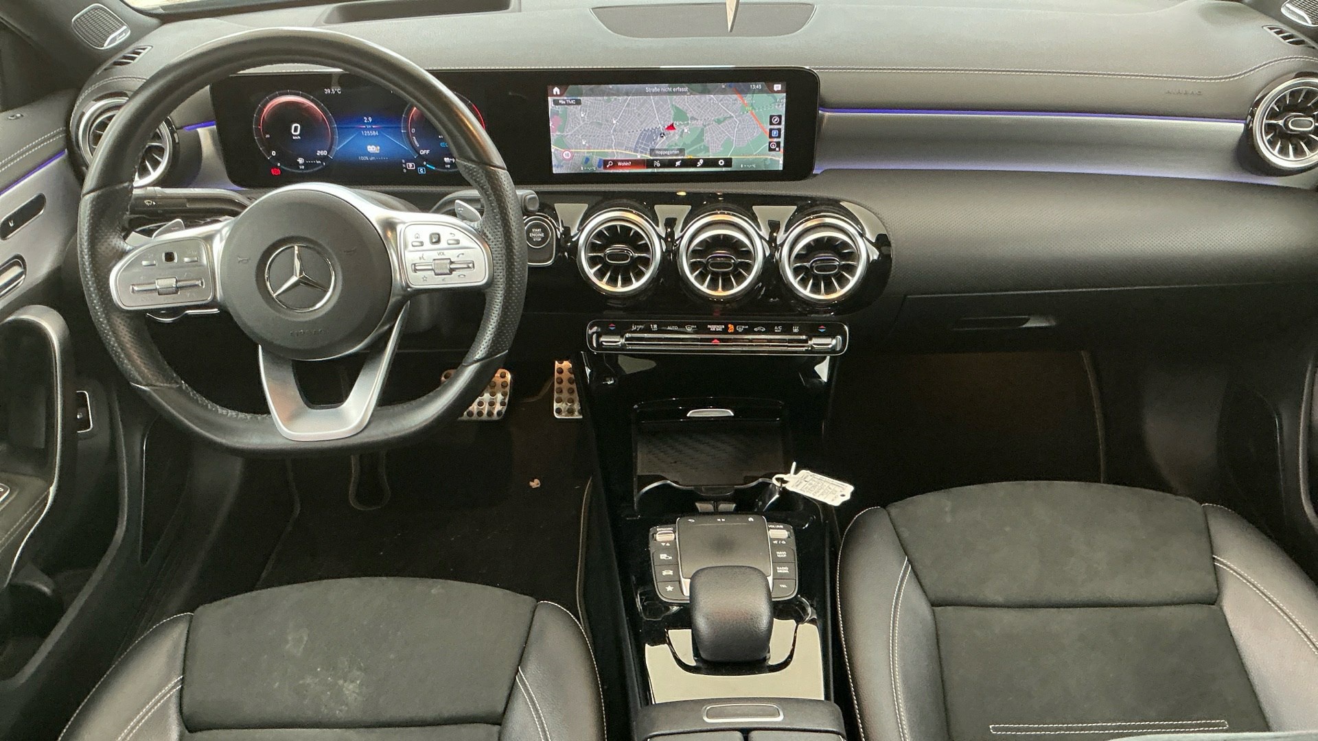 Mercedes-Benz A 250 e AMG-Line T-Leder Navi MB-LED Pano 6