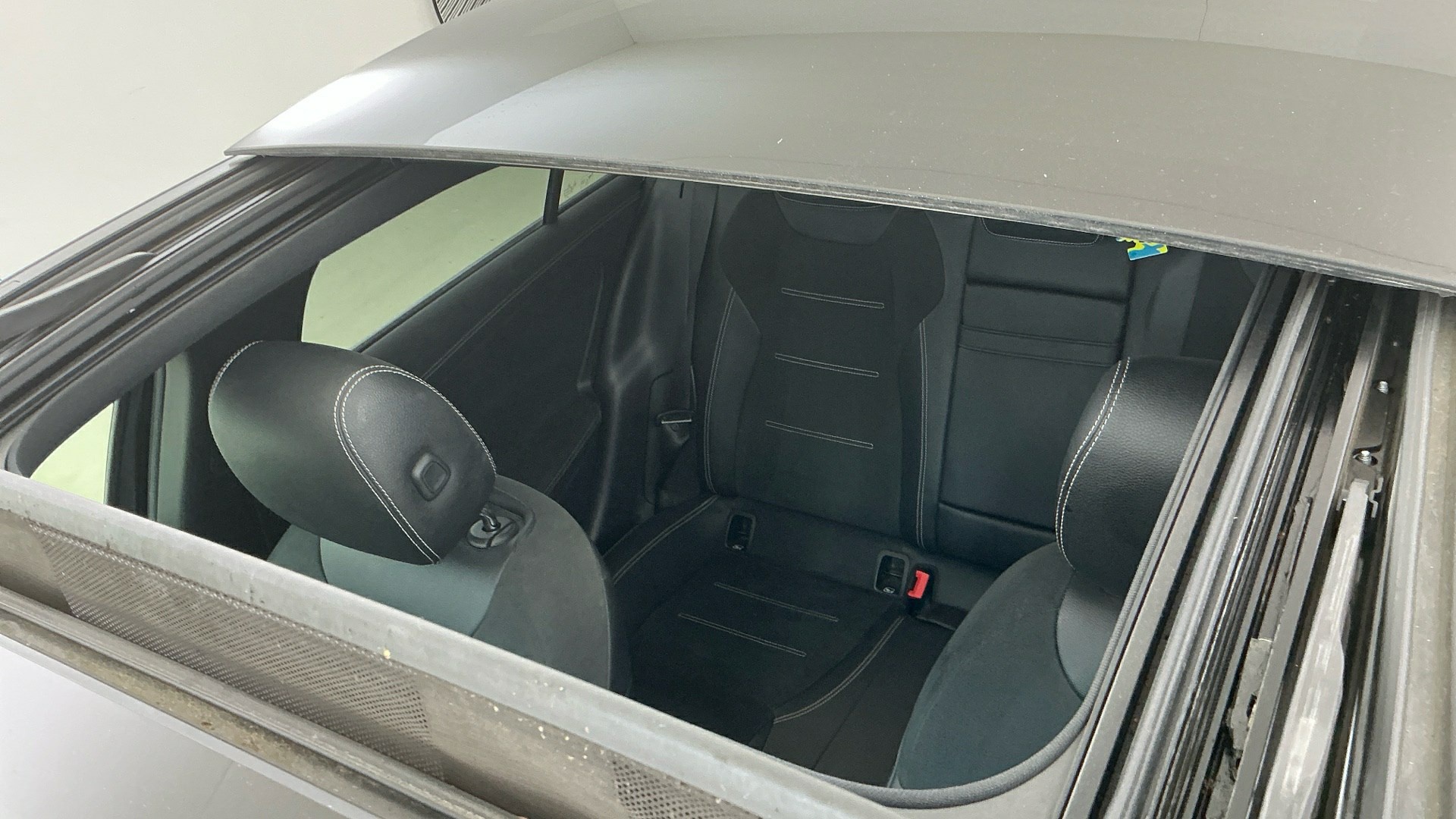 Mercedes-Benz A 250 e AMG-Line T-Leder Navi MB-LED Pano 8