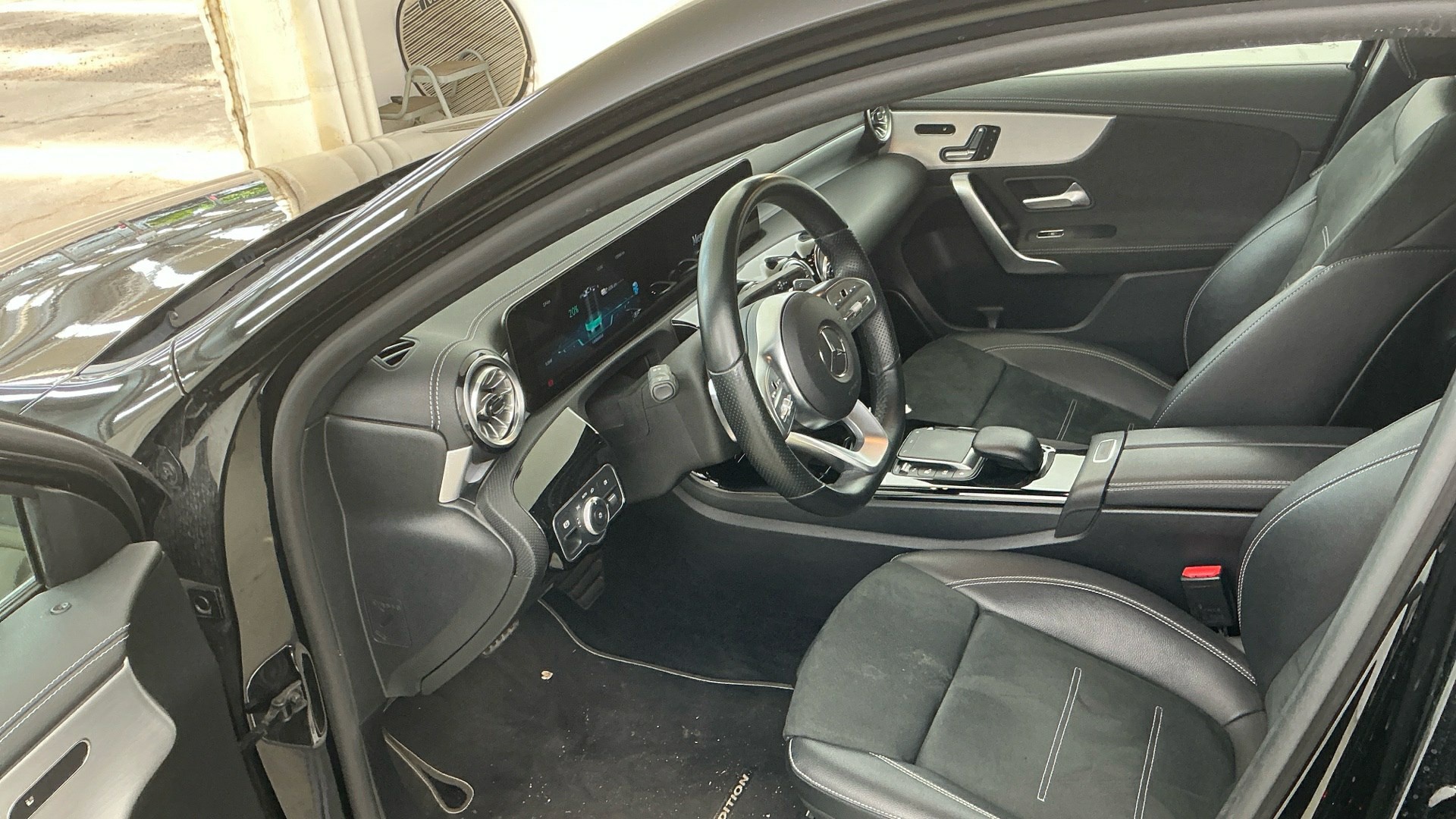 Mercedes-Benz A 250 e AMG-Line T-Leder Navi MB-LED Pano 5