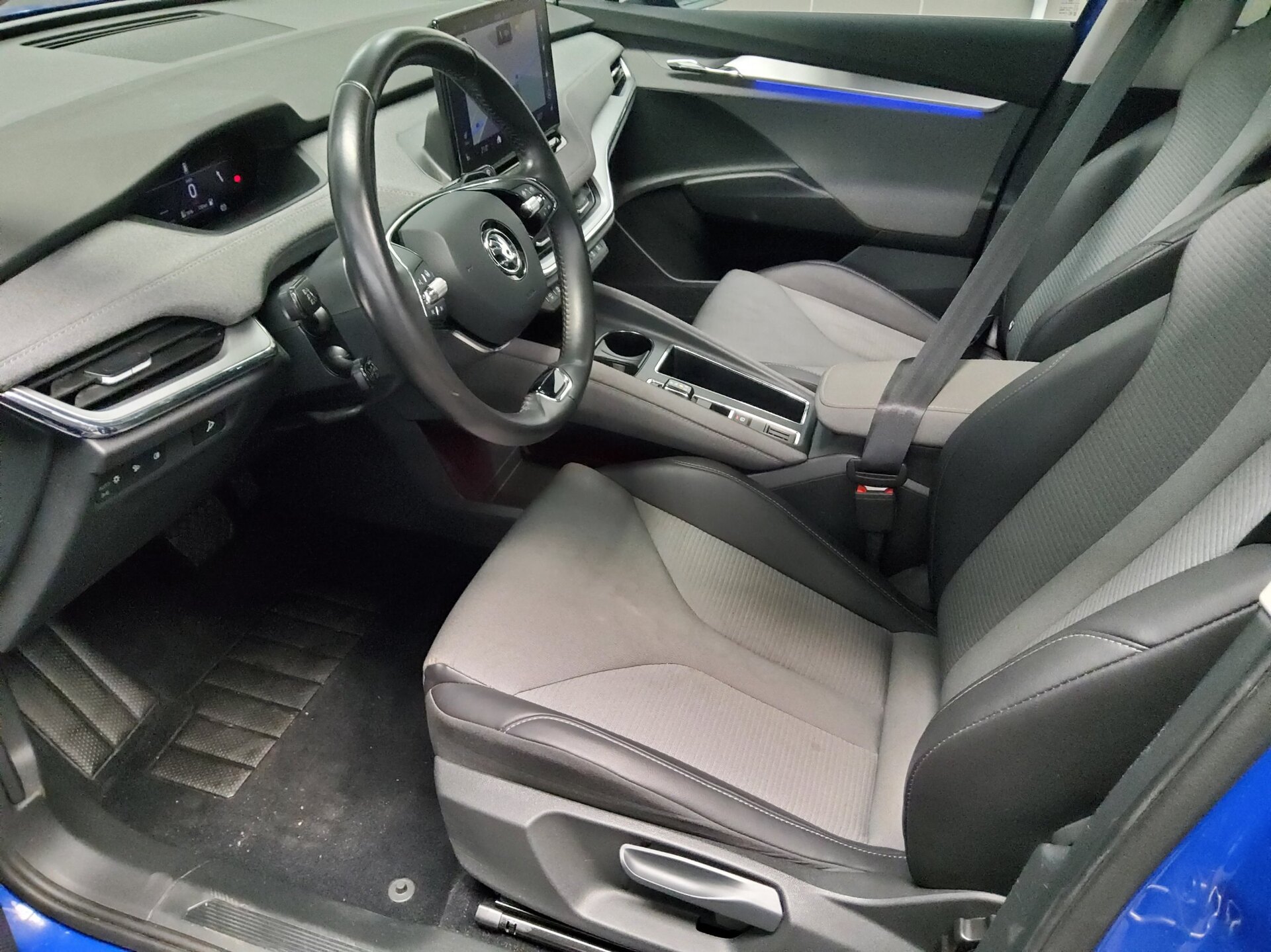 Skoda Enyaq iV 80 Navi LED 4xShz T-Leder RFK 9