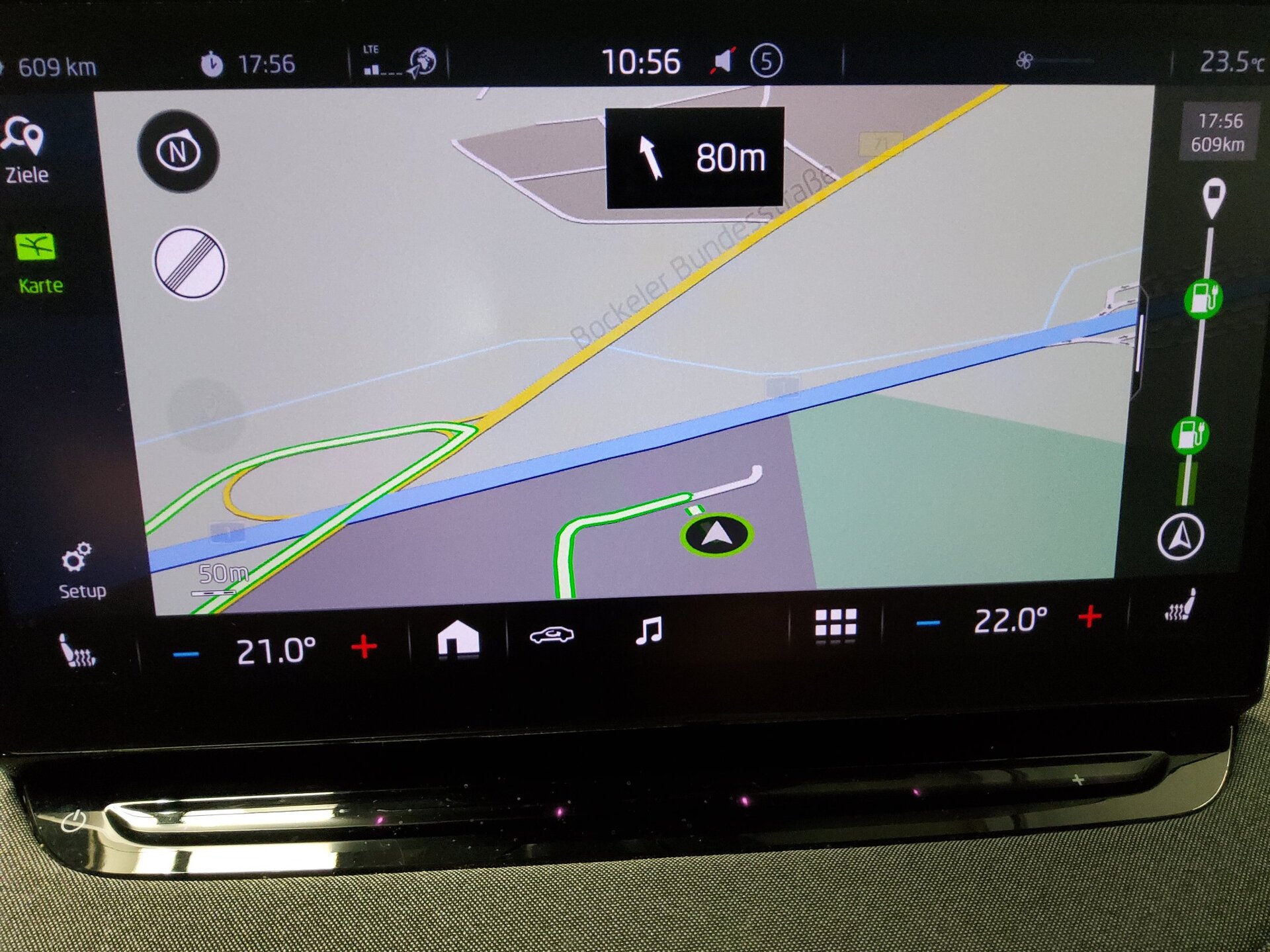 Skoda Enyaq iV 80 Navi LED 4xShz T-Leder RFK 7