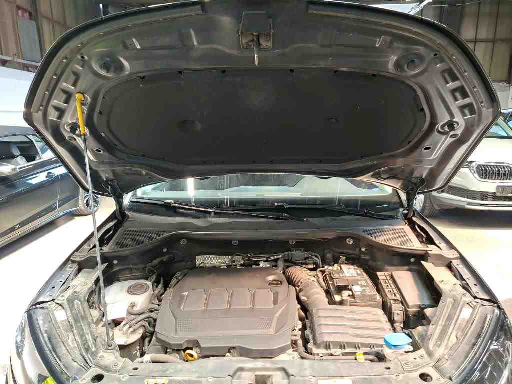 Skoda 2.0 TDI 2.0 TDI Clever Navi LED AHK RFK ACC 11