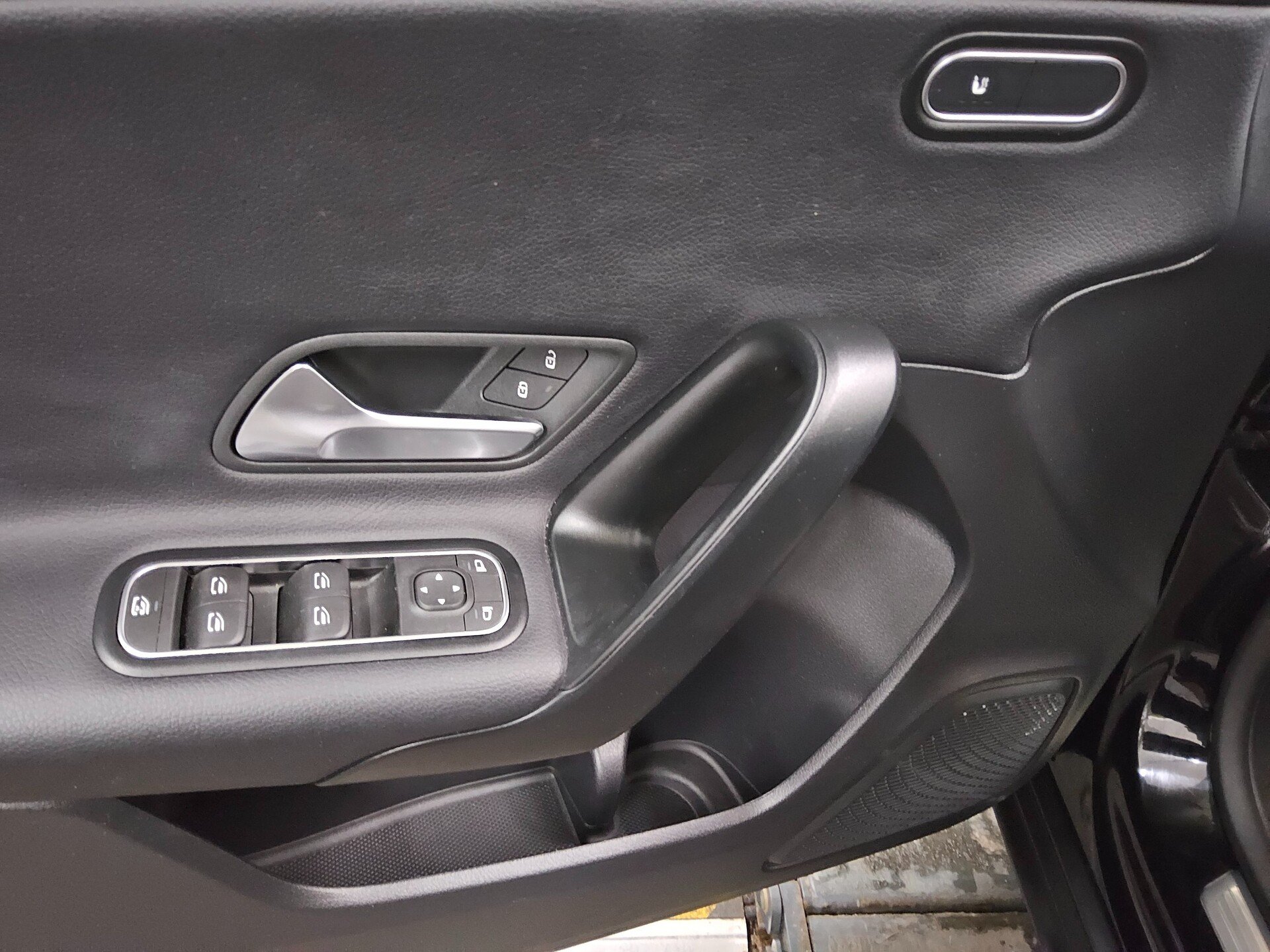 Mercedes-Benz A 180 d Navi Shz PDC BT Tempomat 10