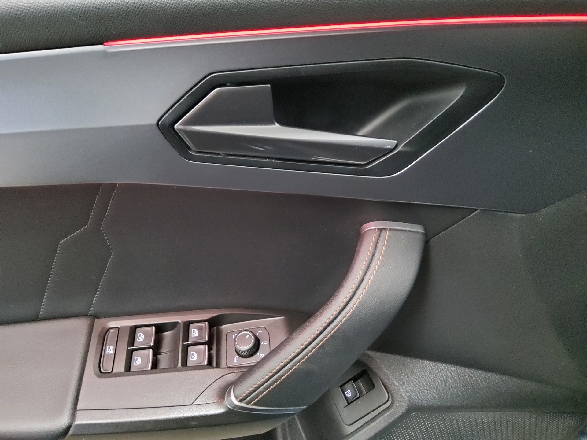 Cupra Leon Sportstourer 1.4 e-Hybrid T-Leder Navi LED 10