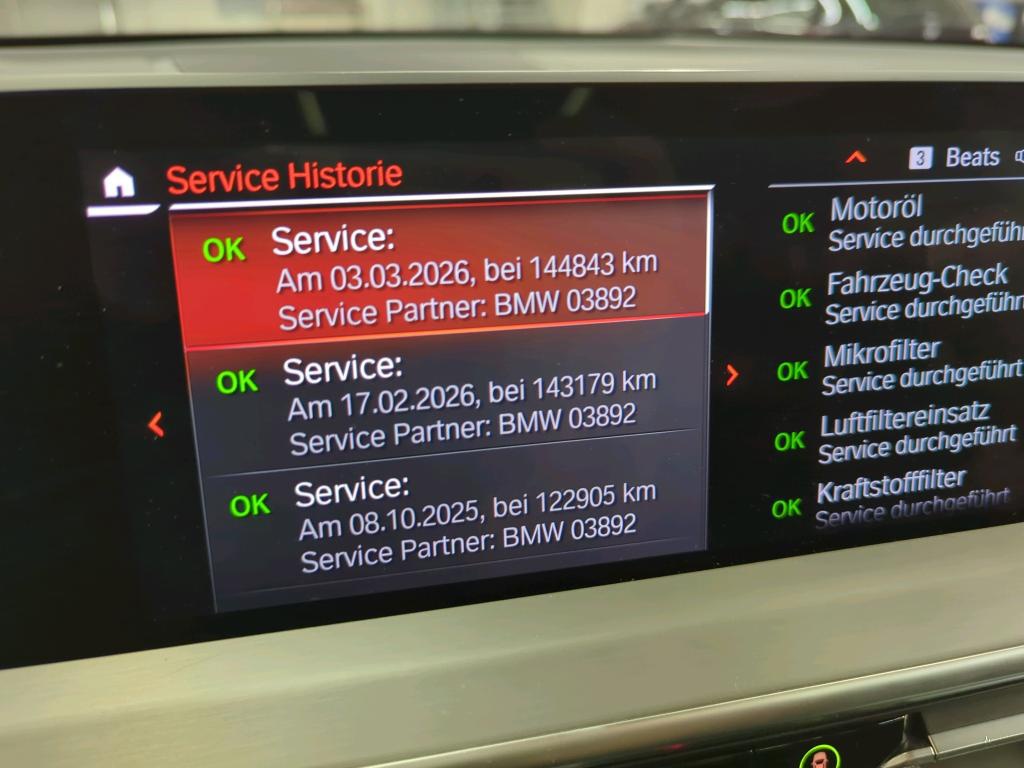 BMW X3 xDrive20d Navi LED LC-Pro Pano Leder 10