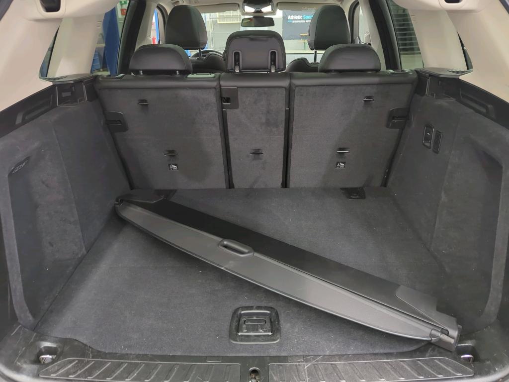 BMW X3 xDrive20d Navi LED LC-Pro Pano Leder 11