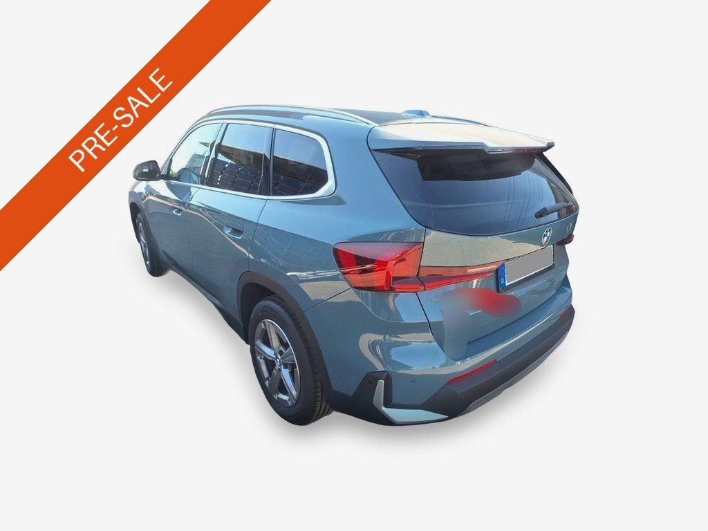 BMW X1 sDrive18d Navi LED Pano AHK 3