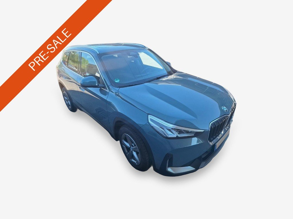 BMW X1 sDrive18d Navi LED Pano AHK 2