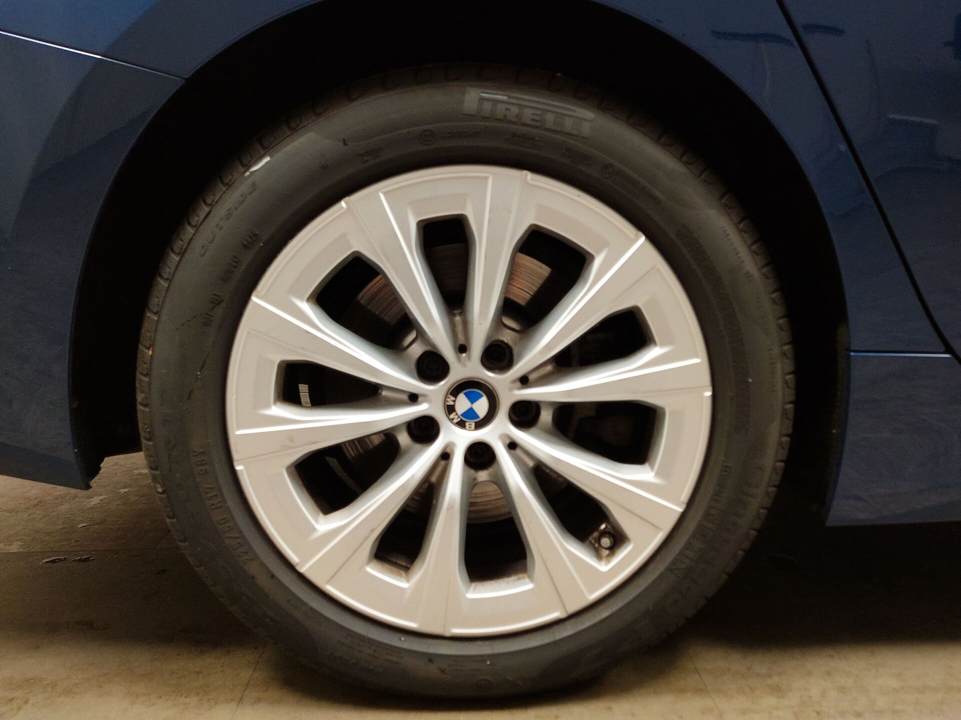 BMW 330i Touring NAVI LED LEDER SHZ PDC 7