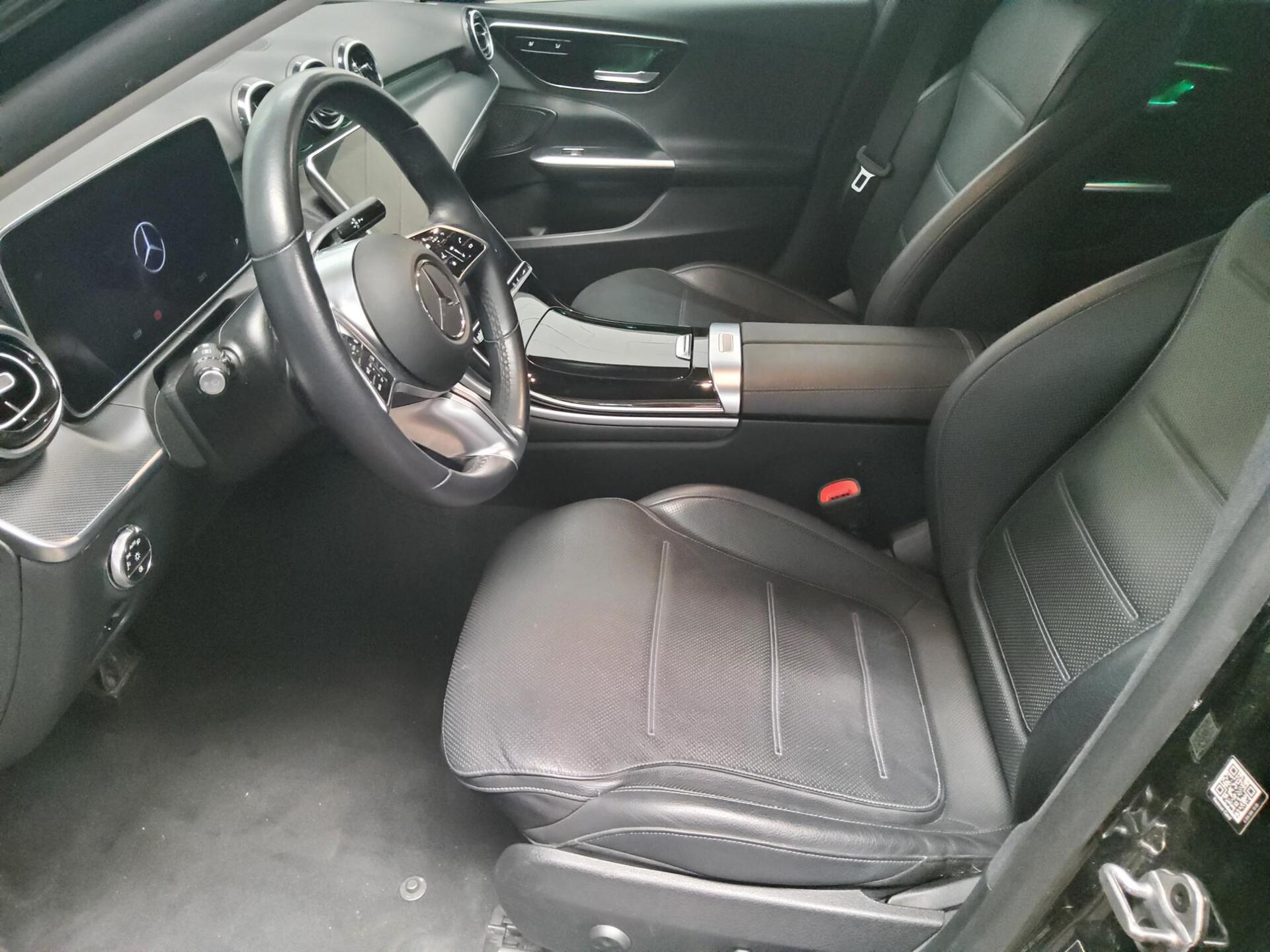 Mercedes-Benz C 220 T d 4M Avantgarde Night Navi Digital Light 9
