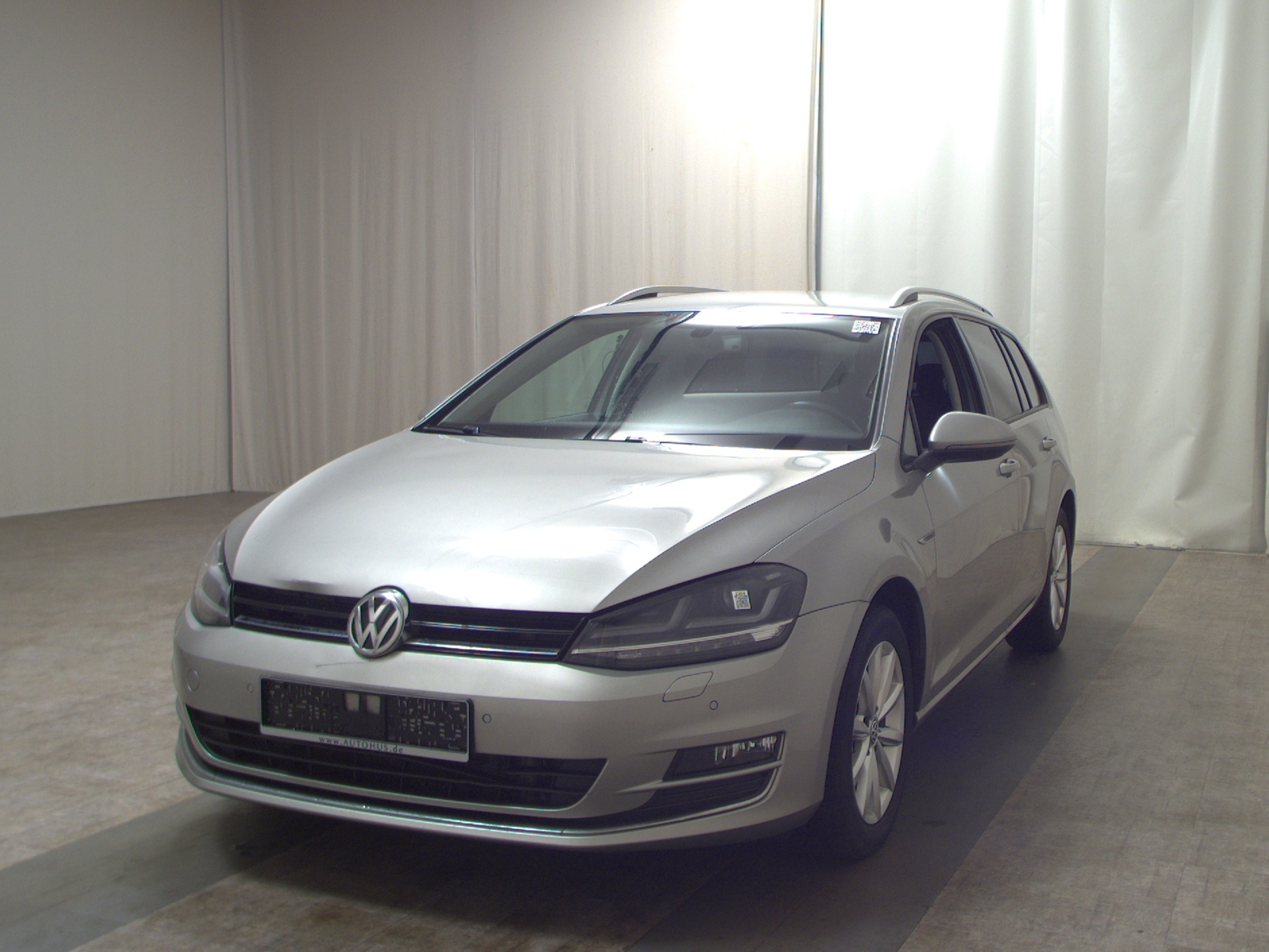 Volkswagen Golf-7 Var. 2.0 TDI Comf. AHK Tempomat HU 07/27 2