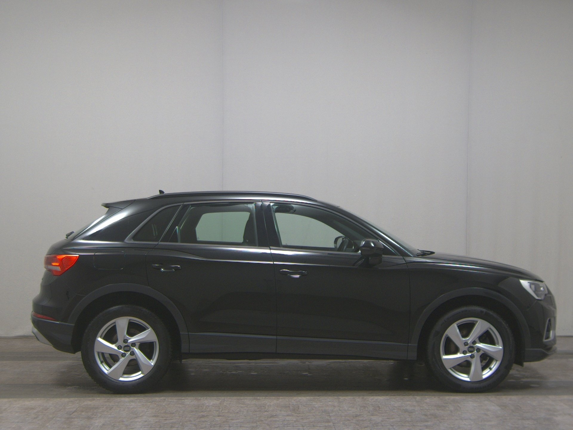 Audi Q3 35 TDI advanced Leder Navi+ LED VC Kamera