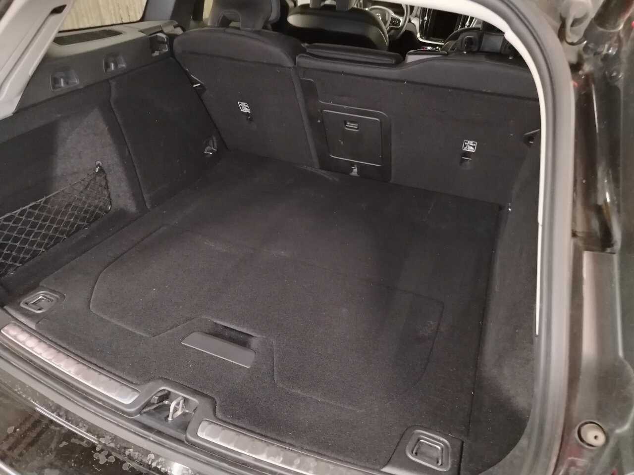 Volvo V60 B4 Momentum Pro NAVI LED SHZ el.HECK RFK 11