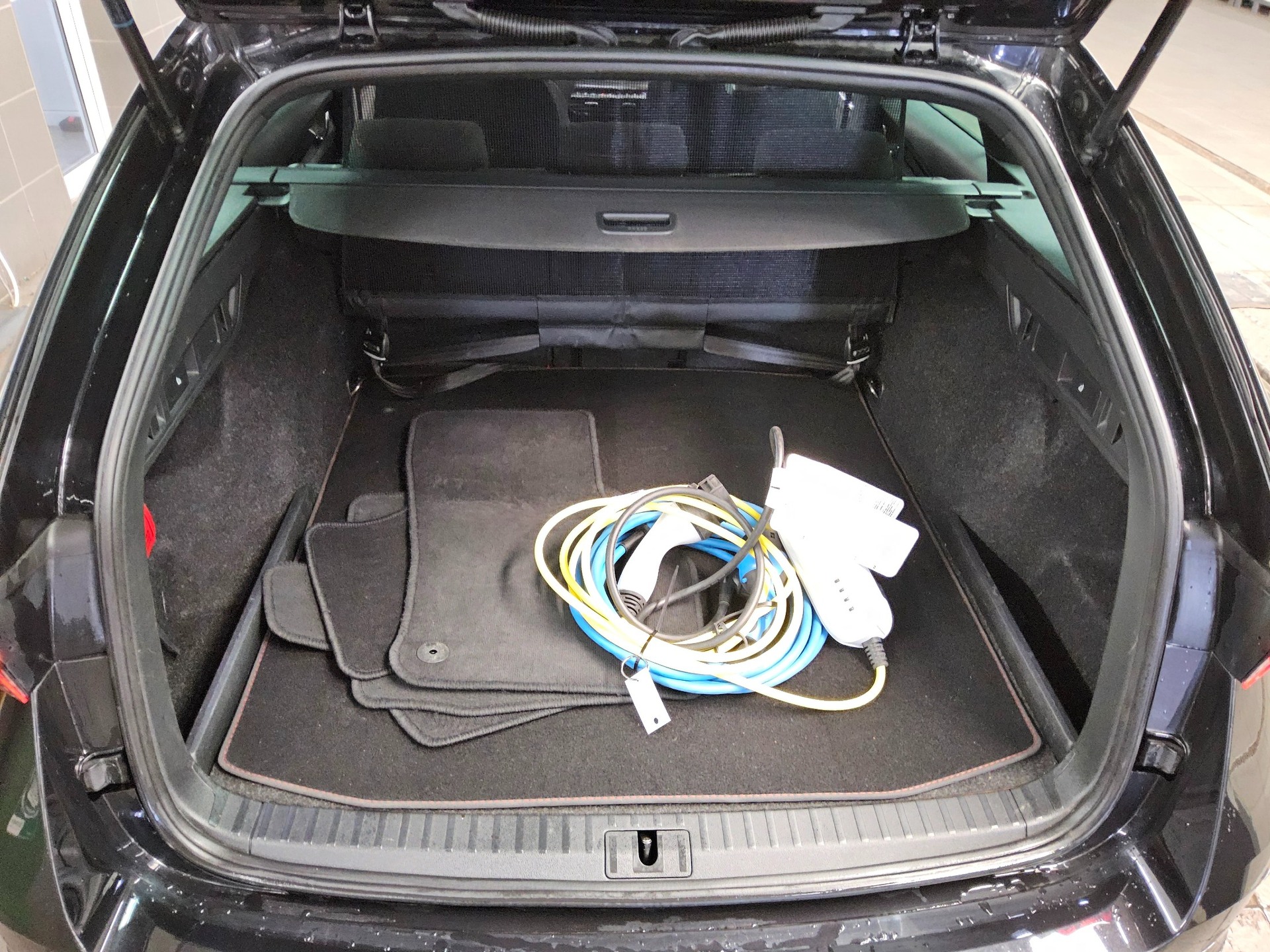 Skoda Octavia Kombi 1.4 TSI iV RS Navi LED vc Pano HuD 13