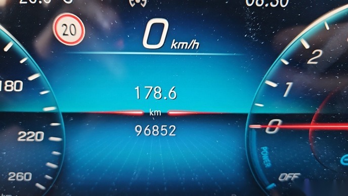 Mercedes-Benz CLA 250 e Progressive Leder NAVI SHZ LED 8