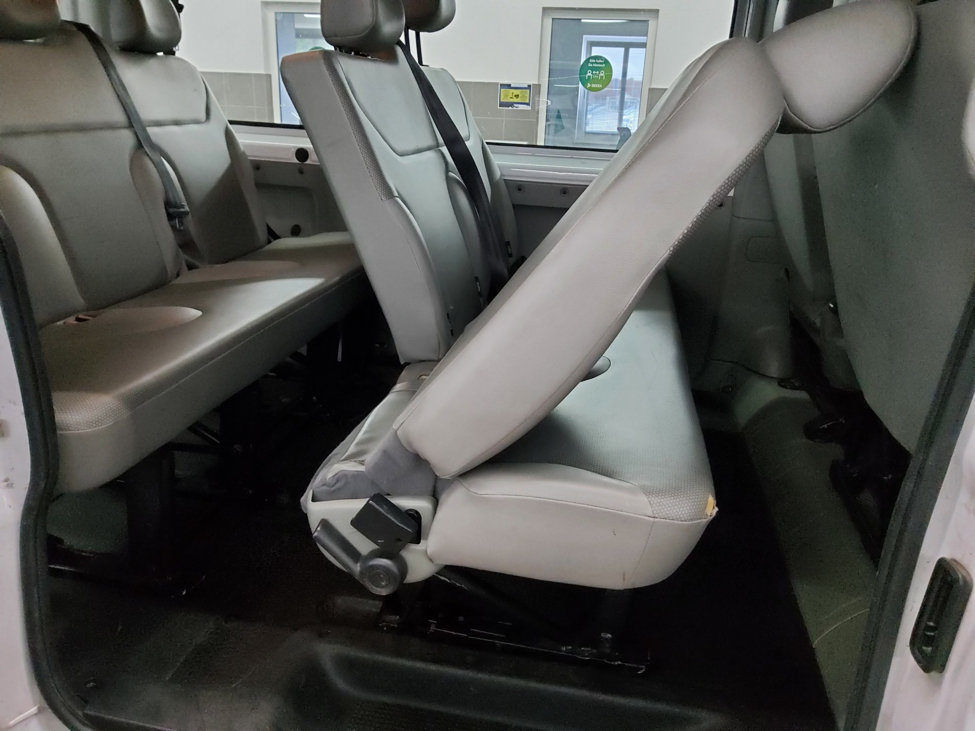 Renault Trafic 2.0 dCi FAP Expression 9-Sitze Klima 12
