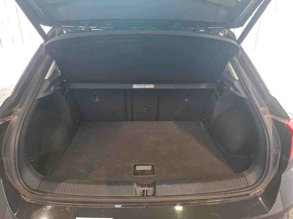 Volkswagen T-Roc 2.0 TDI Active RFK SHZ 10