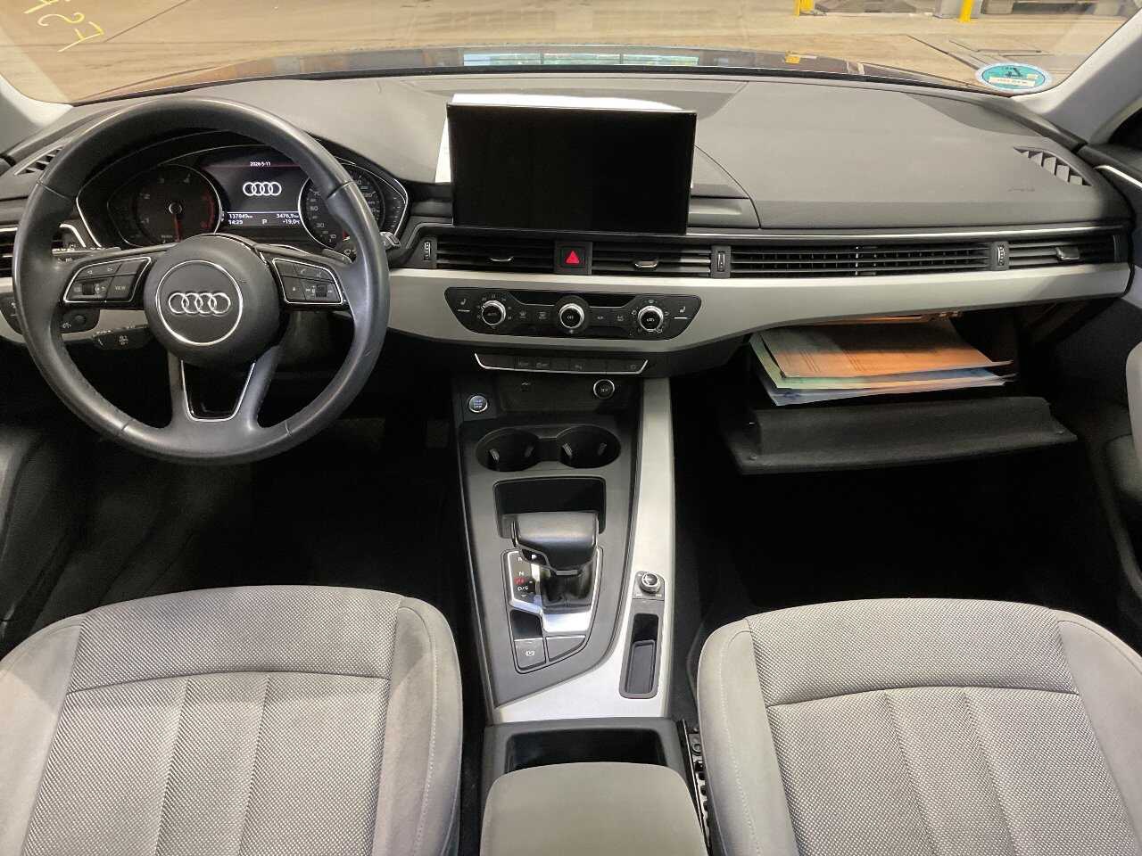 Audi A4 Avant 2.0 TDI advanced NAVI LED SHZ PDC 5