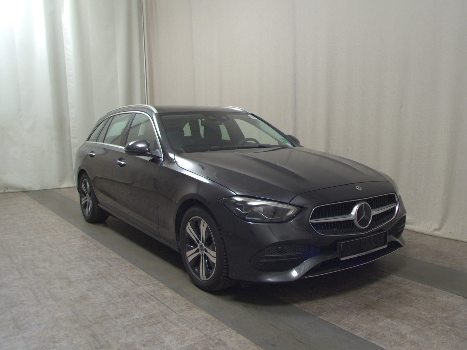 Mercedes-Benz C 200 T d Avantgarde Navi LED MBUX+ RFK SHZ 3
