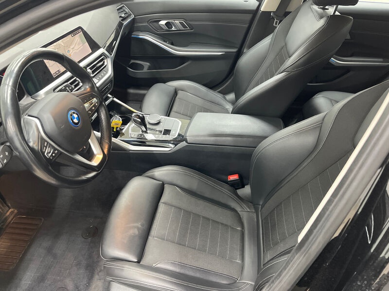 BMW 330e Touring Sport-Line LEDER KLIMAAUT LED SPORTSITZE SHZ 6