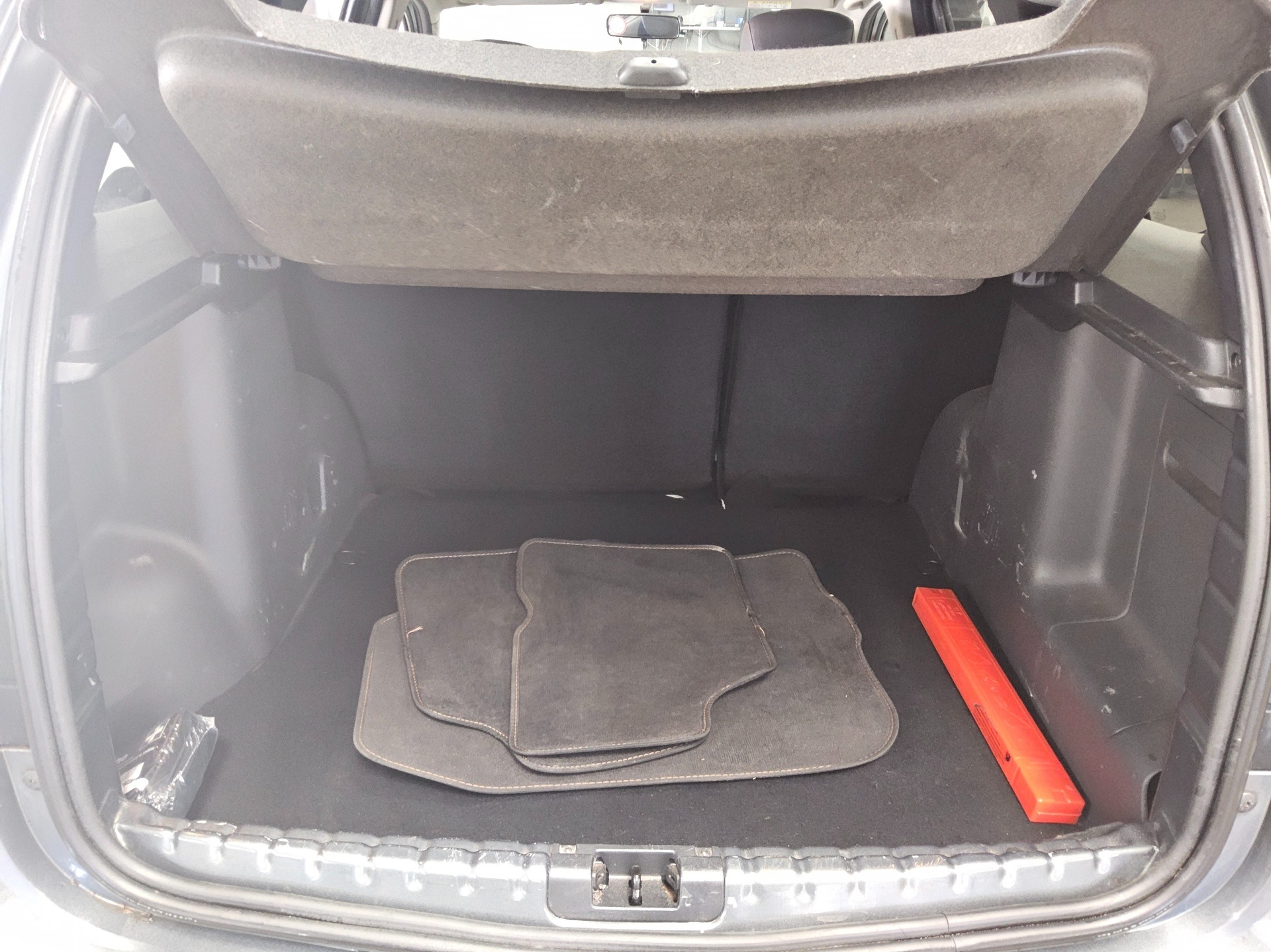 Dacia Duster 1.6 Navi RfK PDC Shz Klima Tempomat 11