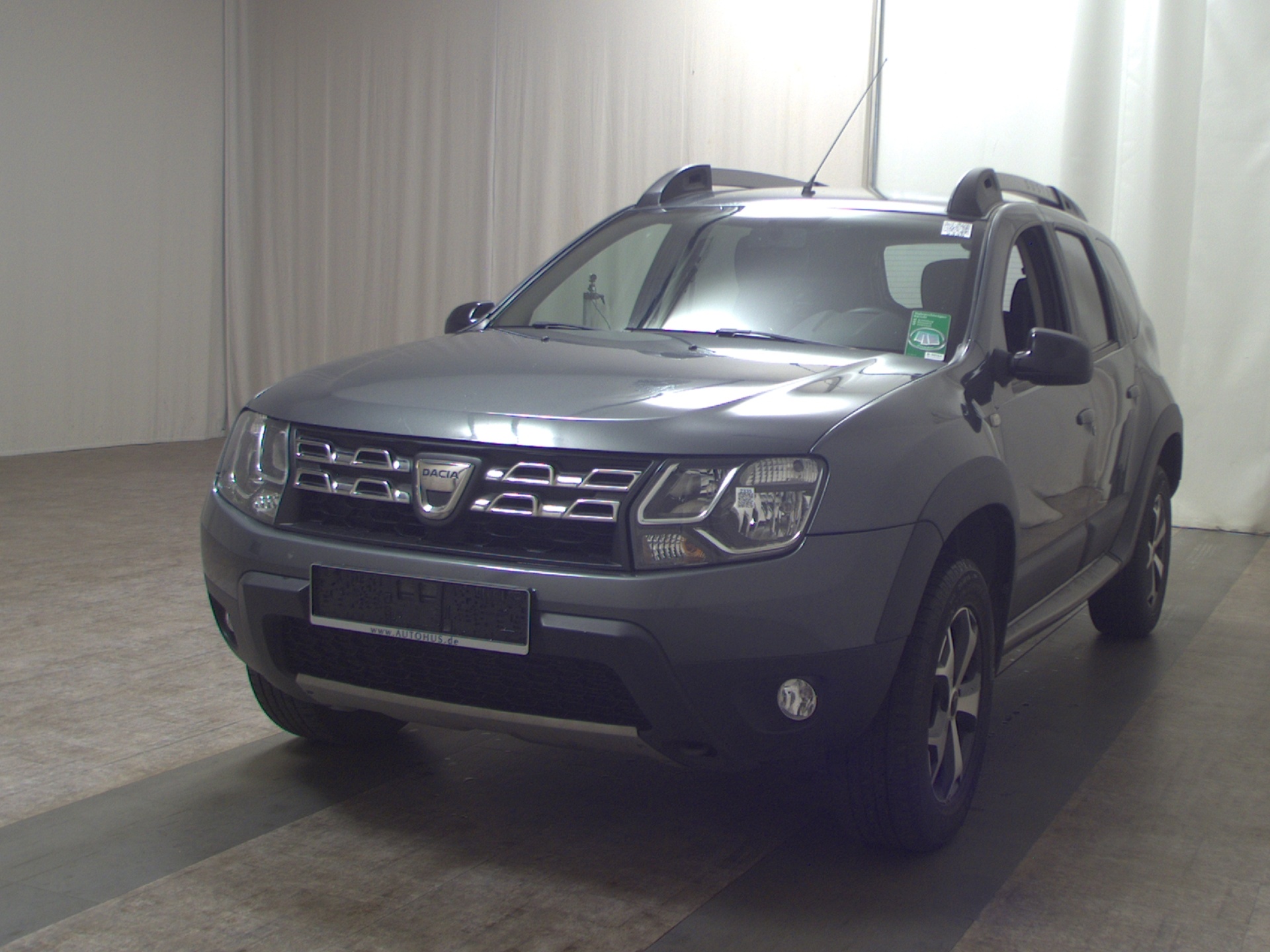 Dacia Duster 1.6 Navi RfK PDC Shz Klima Tempomat 2