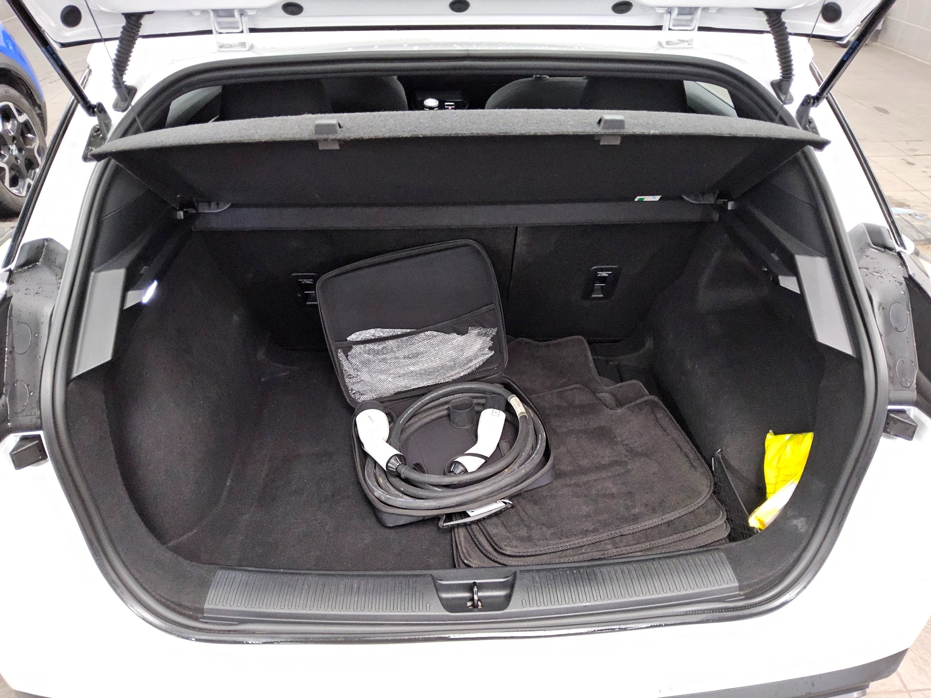 MG MG4 Standard 51 kWh LED PDC DAB+ 12