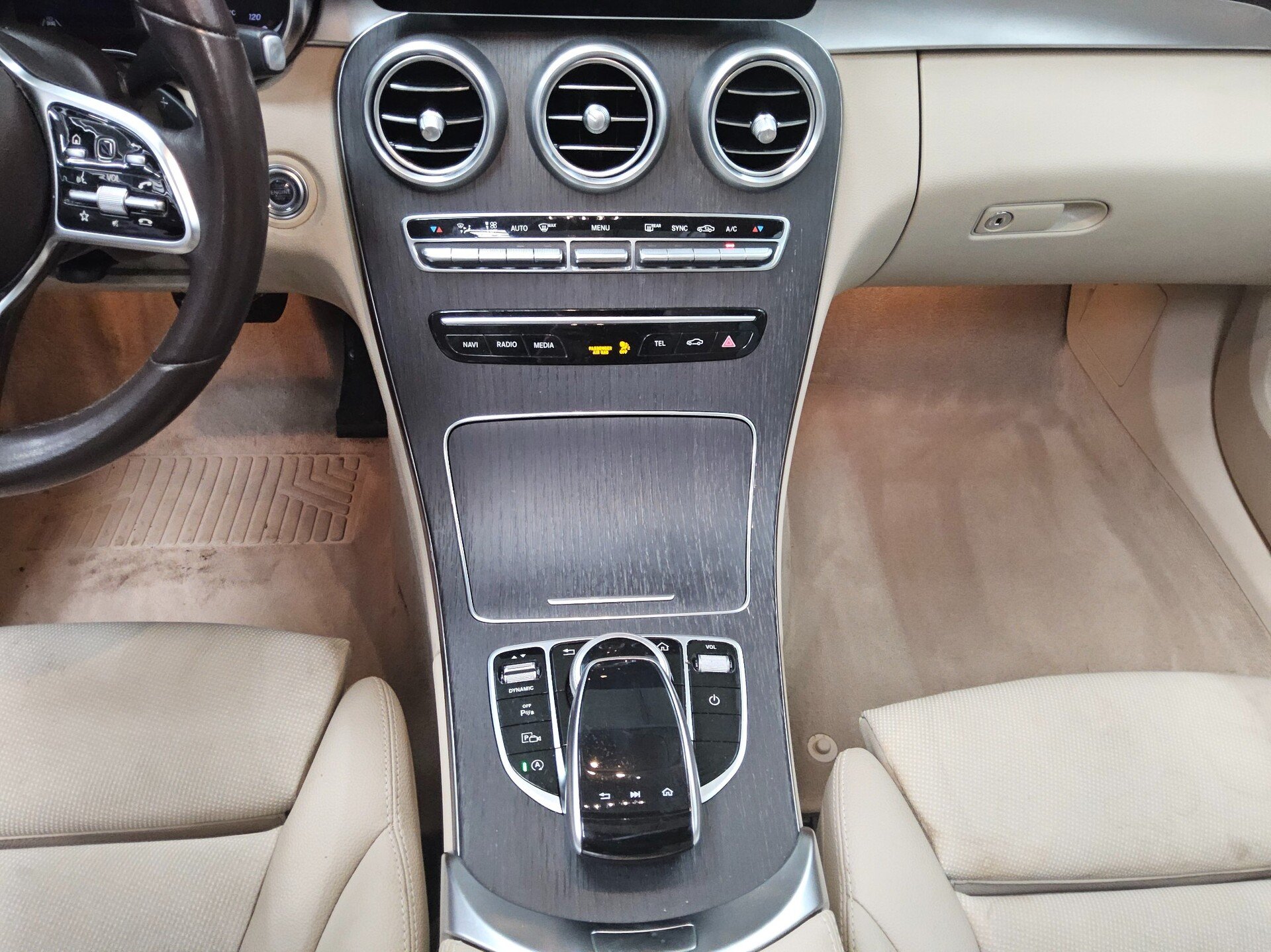 Mercedes-Benz C 220 T d Avantgarde Night Navi LED Pano RfK 6