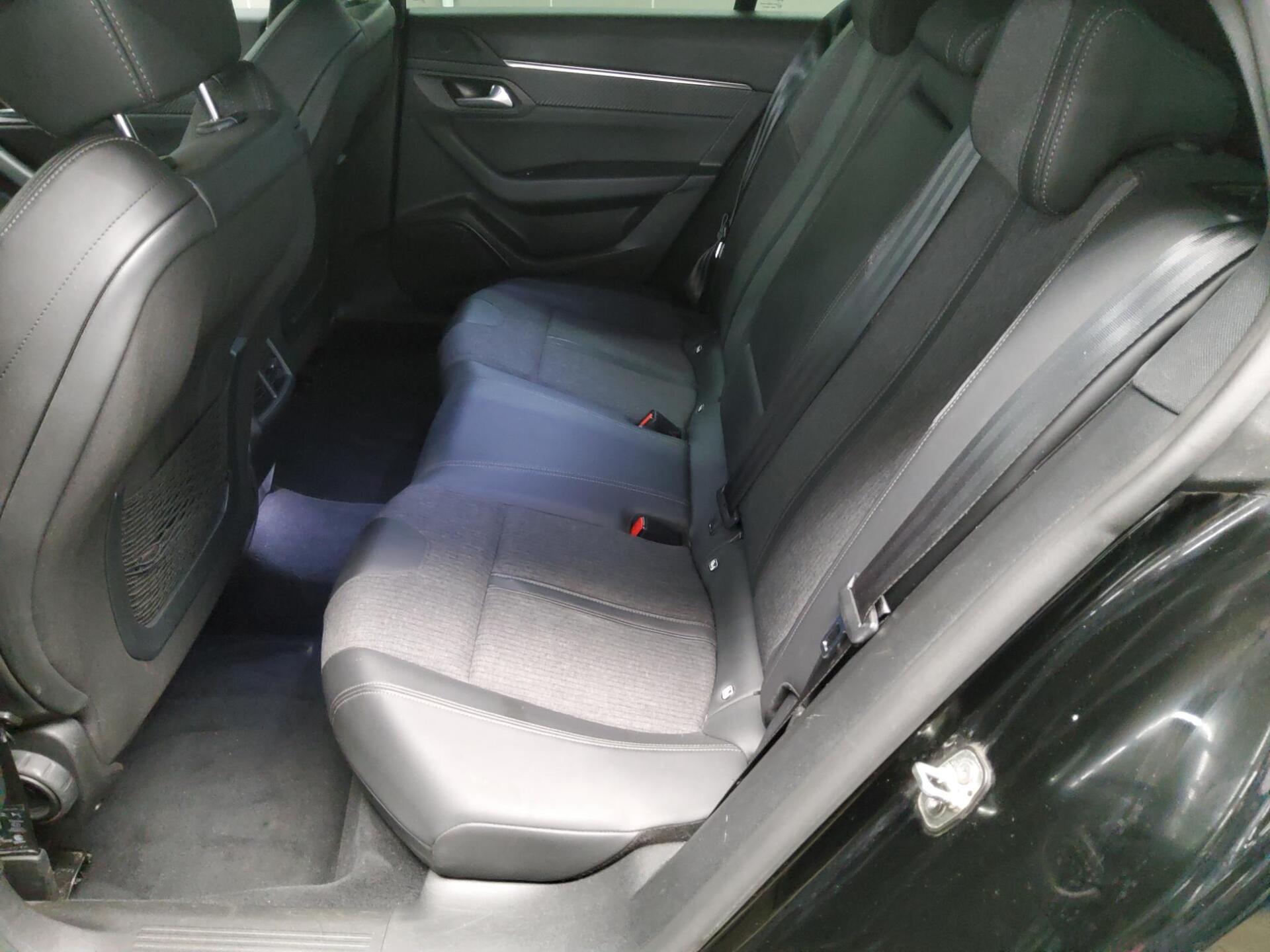Peugeot 508 SW 1.5 BlueHDi 130 Allure T-Leder Navi LED 13