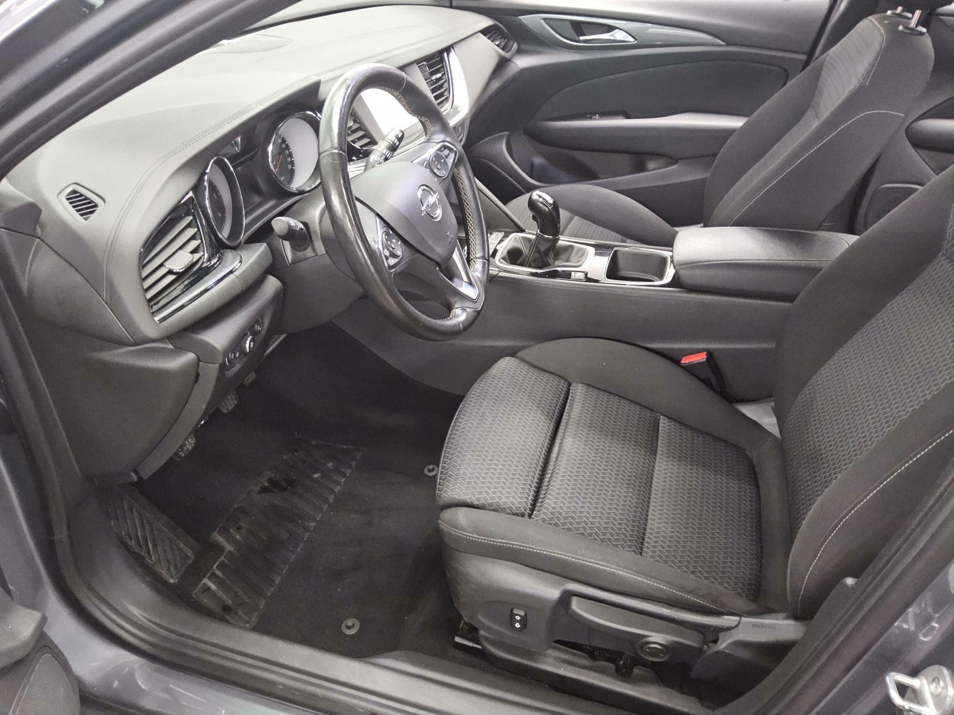 Opel Insignia Edition NAVI CARPLAY ANDROID KLIMAAUT SHZ 6