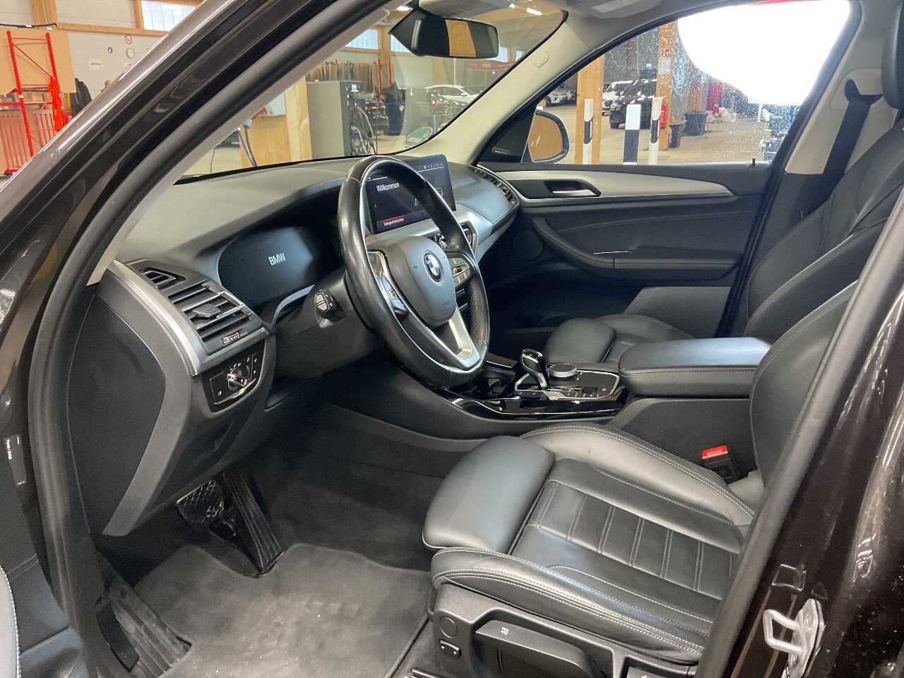 BMW X3 xDrive20d NAVI LED vc Leder Shz 6