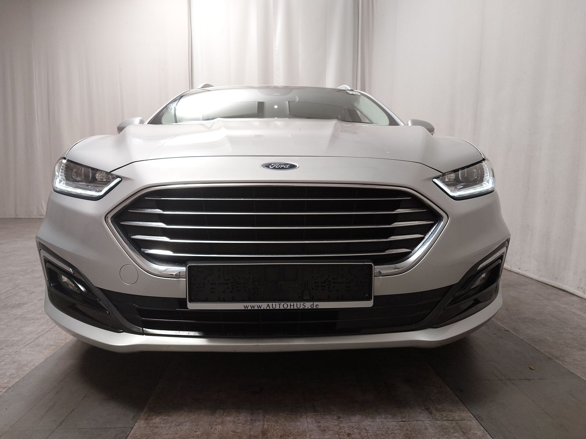 Ford Mondeo Turnier Navi LED AHK 5