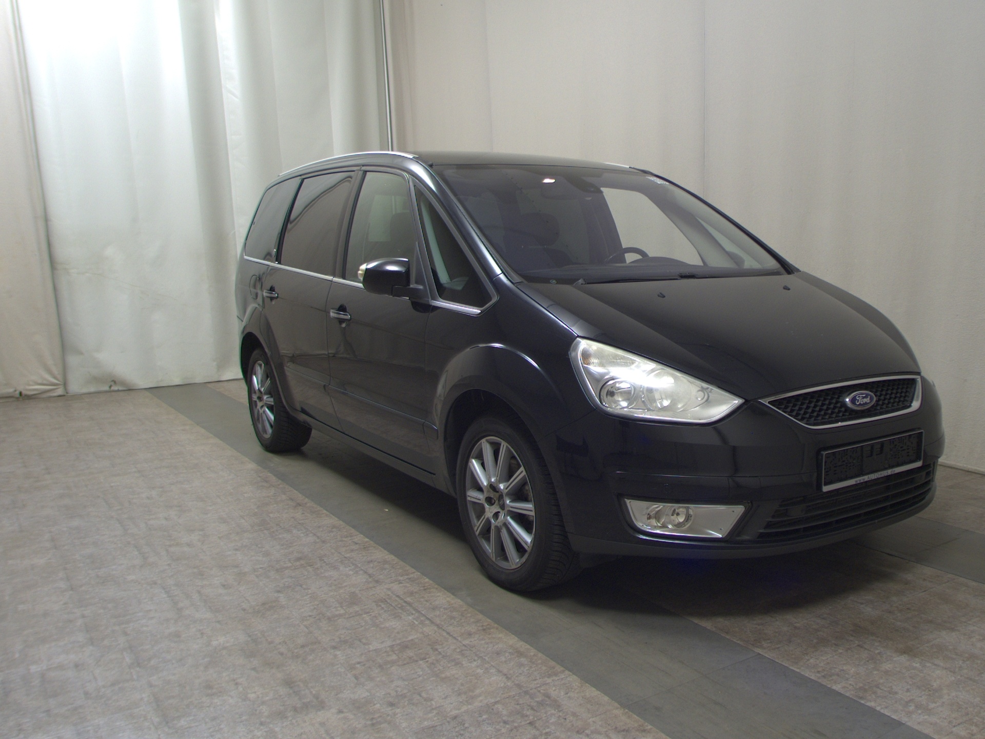 Ford Galaxy 2.0 TDCi 7-Sitze Tempomat PDC HU 08/28 3