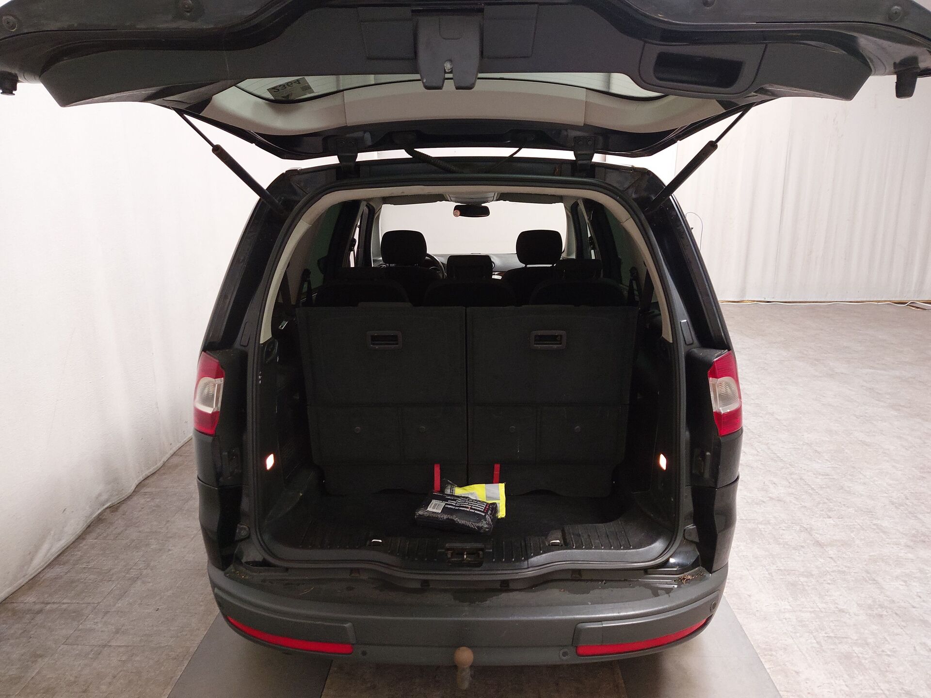 Ford Galaxy 2.0 TDCi 7-Sitze Tempomat PDC HU 08/28 19