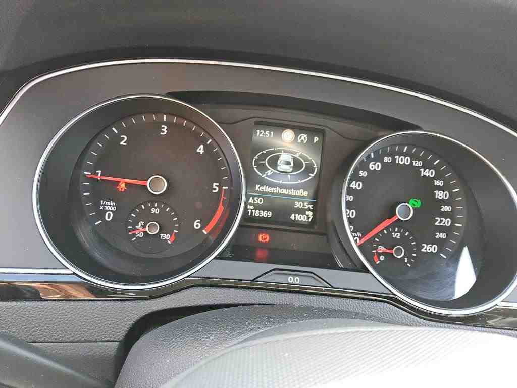 Volkswagen Passat Variant 2.0 TDI Business Navi LED ACC 7