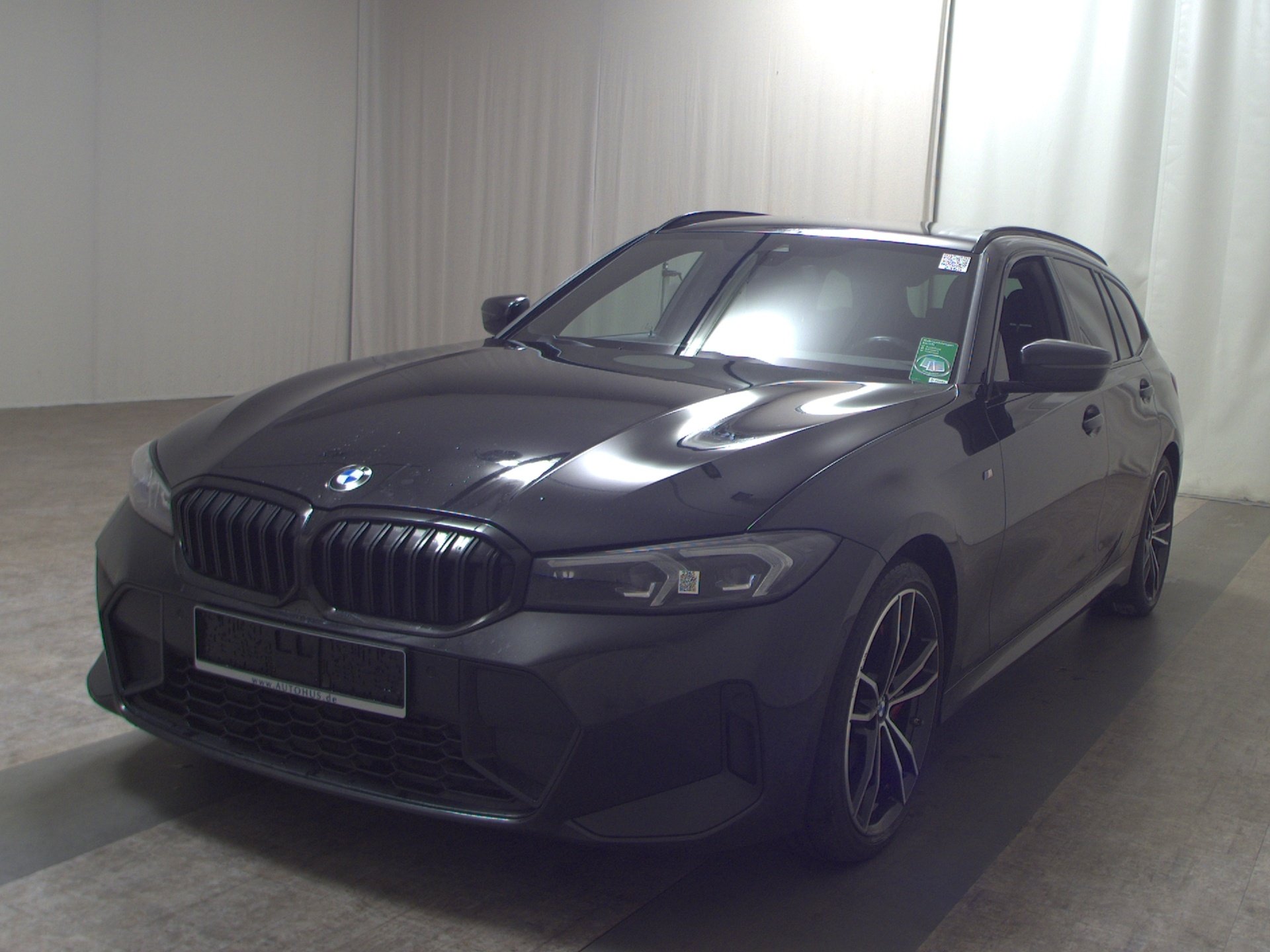 BMW 320dA Touring xDr M-Sport Navi LED Curved HiFi 2