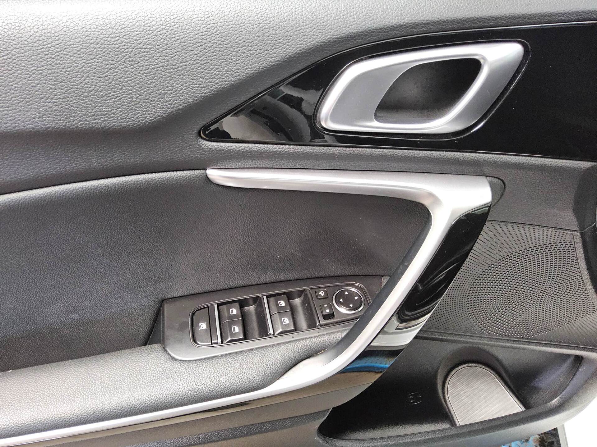 Kia cee'd Sportswagon 1.6 T-GDI PHEV Vision LED SHZ 9