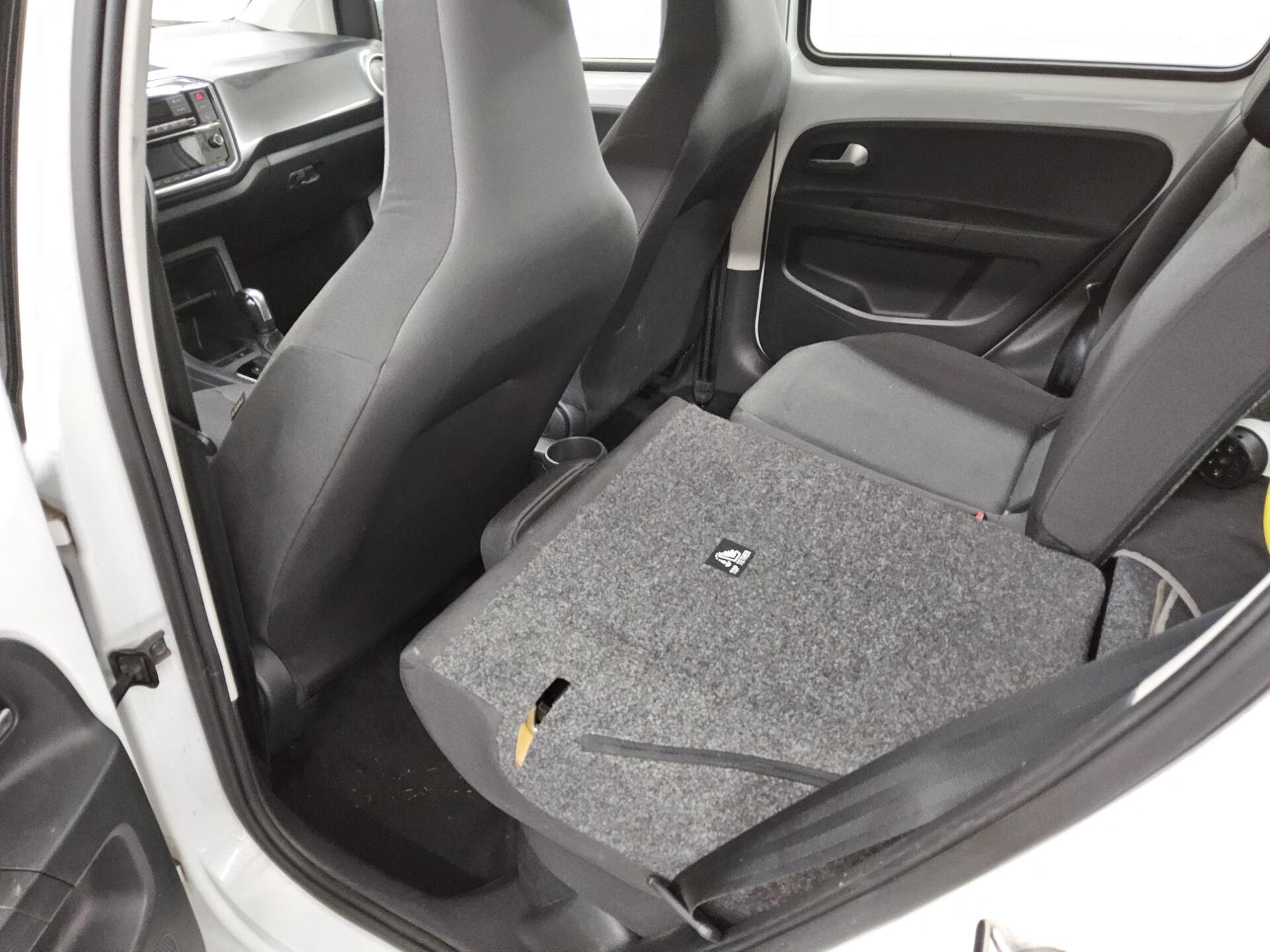 Volkswagen e-up! Rückfahrkamera PDC Shz DAB+ Tempomat 12