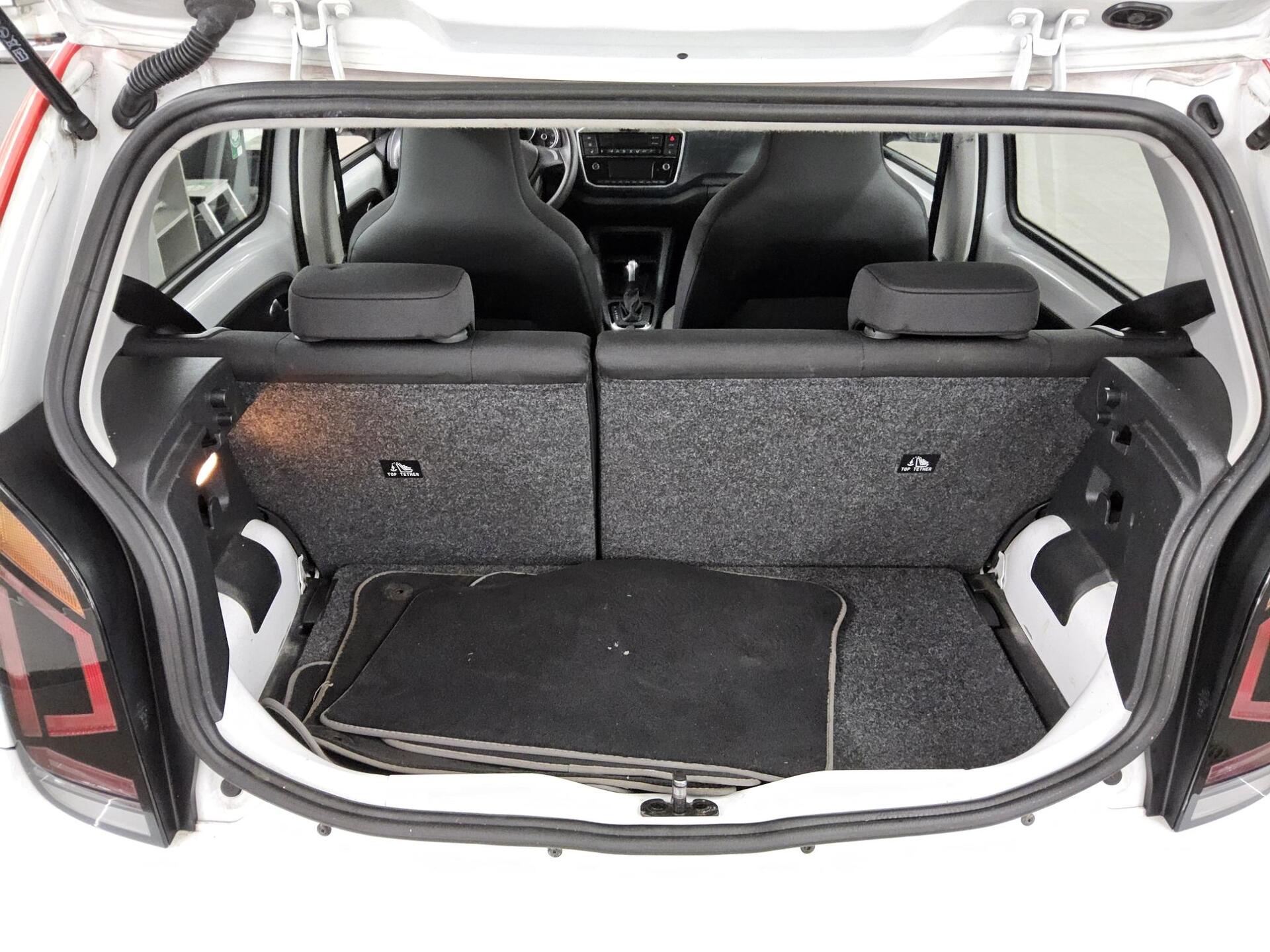 Volkswagen e-up! Rückfahrkamera PDC Shz DAB+ Tempomat 11