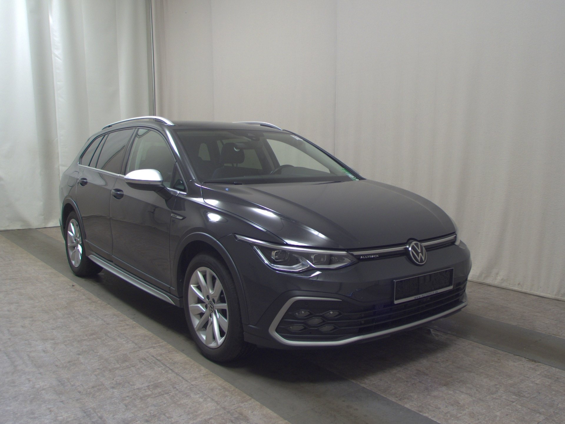 Volkswagen Golf-8 Alltrack 2.0 TDI 4M Navi DC AHK ACC 3