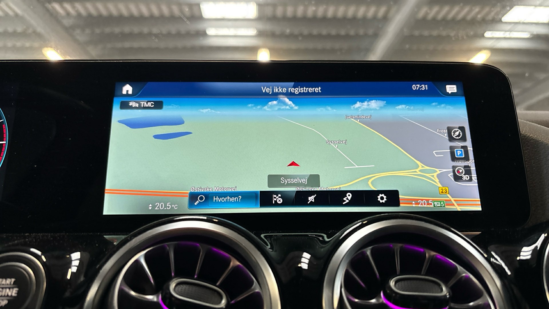 Mercedes-Benz GLA 200 d Progressive T-Leder Navi LED 10