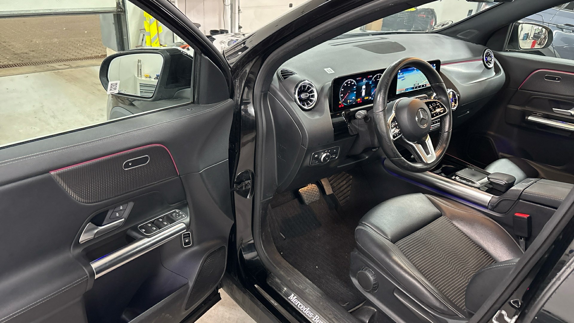 Mercedes-Benz GLA 200 d Progressive T-Leder Navi LED 6