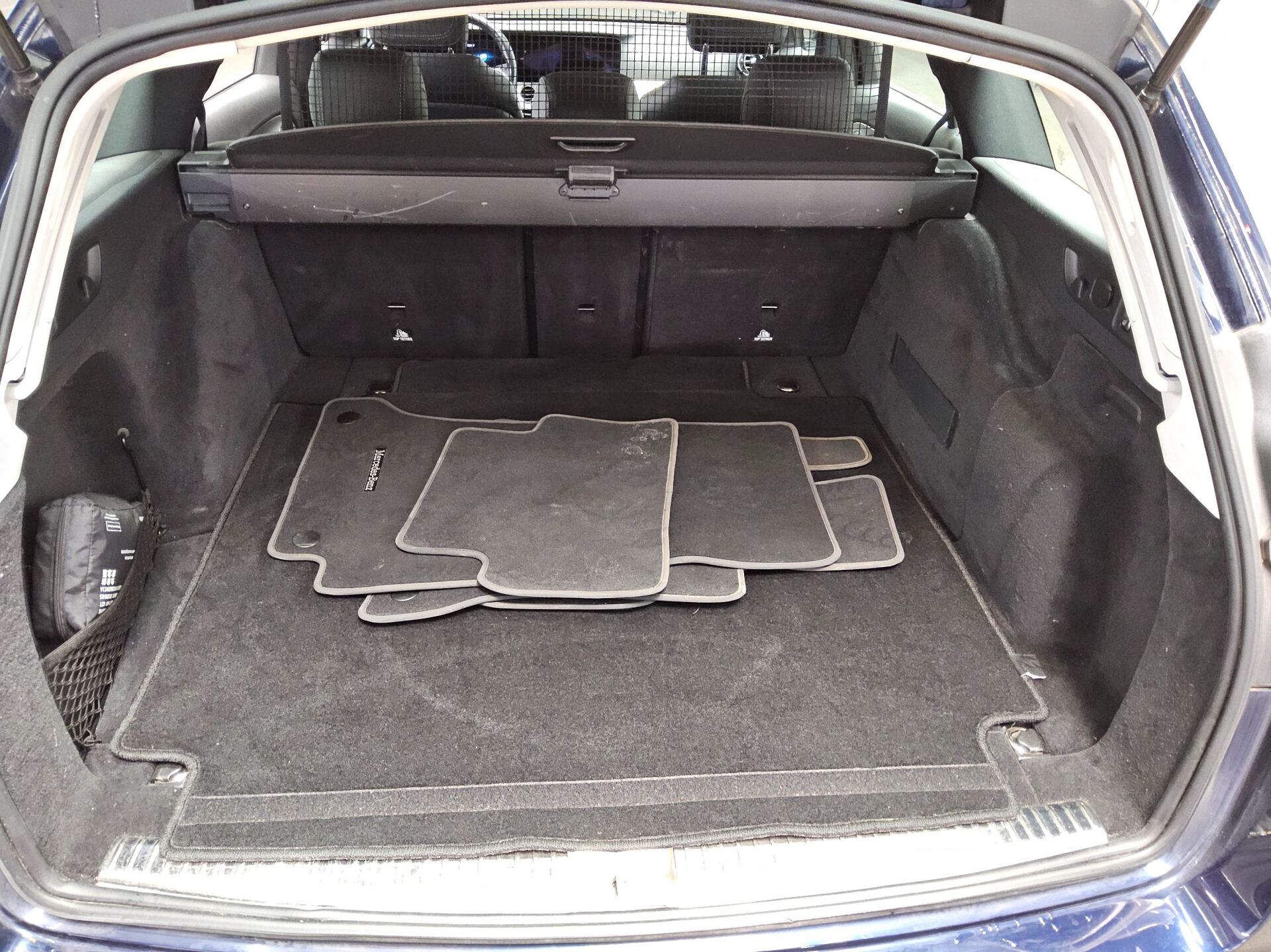 Mercedes-Benz E 220 T d 4M Avantgarde Leder Navi Widescr. RFK 12
