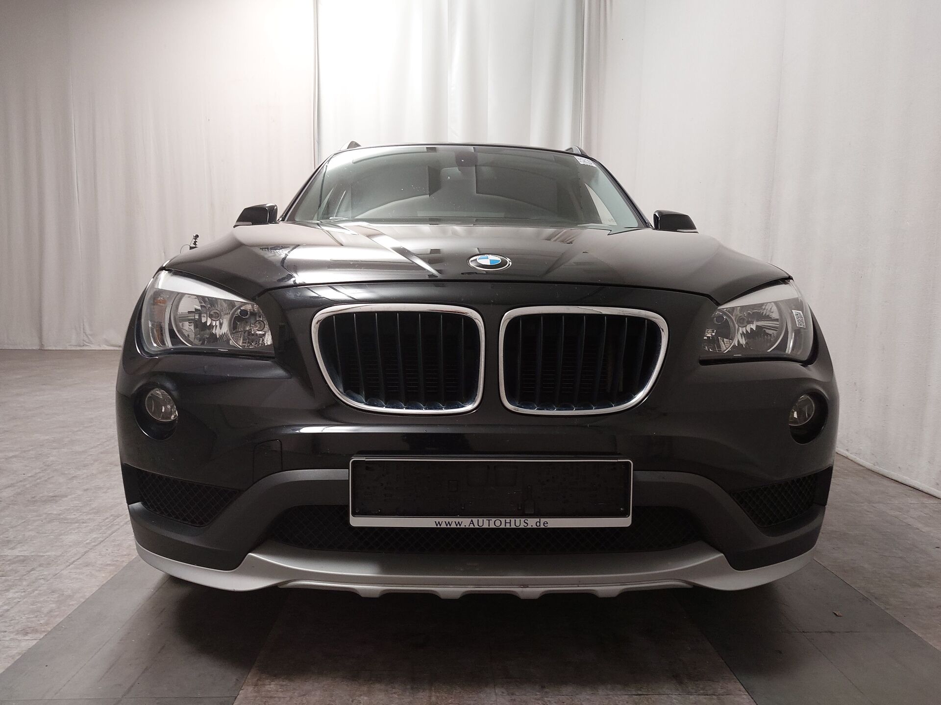 BMW X1 sDrive18d Navi AHK 5