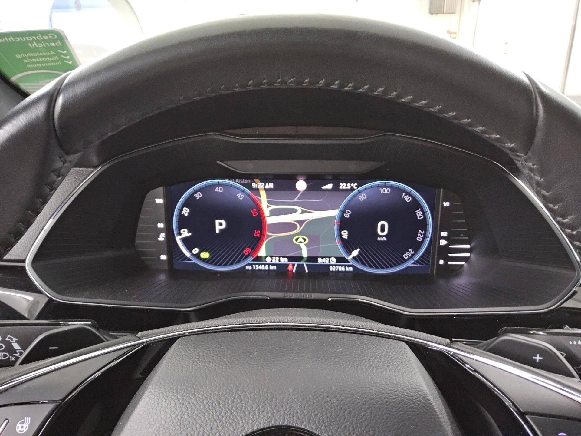 Skoda Superb Kombi 2.0 TDI L&K Navi LED vc Shz Pano Sound Leder 8