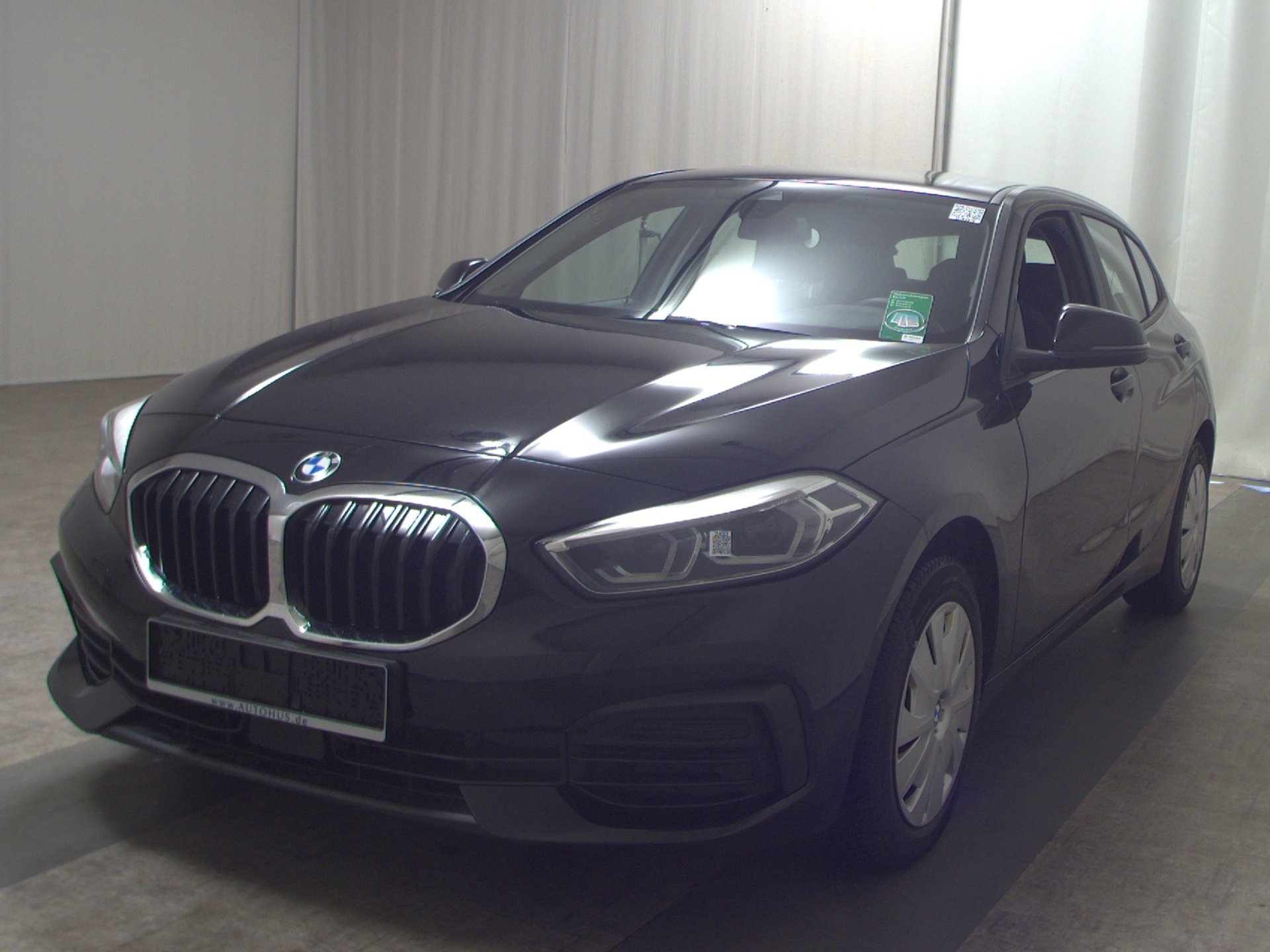 BMW 116dA Navi LED LC-Pro PDC SHZ 2