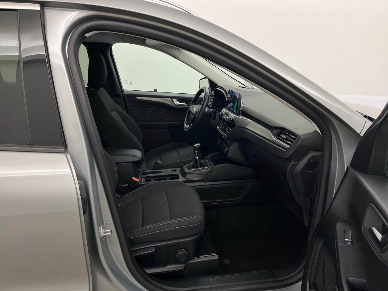 Ford Kuga 1.5 EB Titanium NAVI LED SPORTSITZE SHZ HUD 8