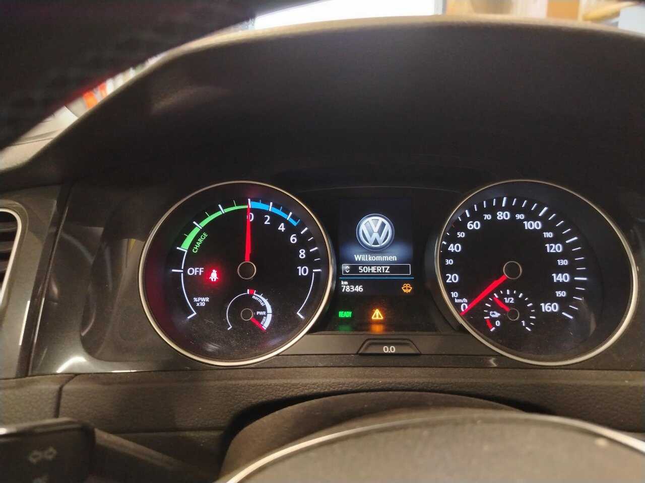 Volkswagen Golf-7 e-Golf NAVI LED SHZ PDC ACC 7