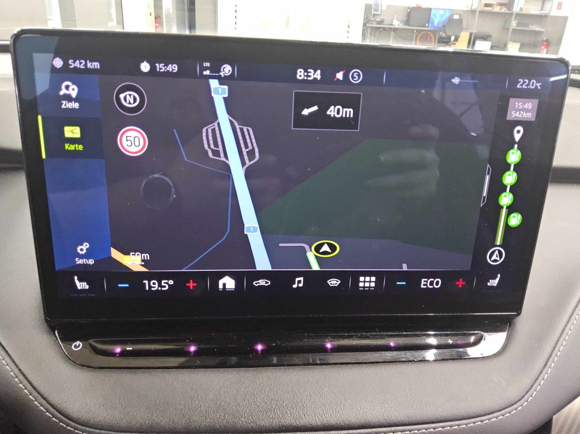 Skoda Enyaq iV 80 SportLine Navi LED Shz T-Leder 7