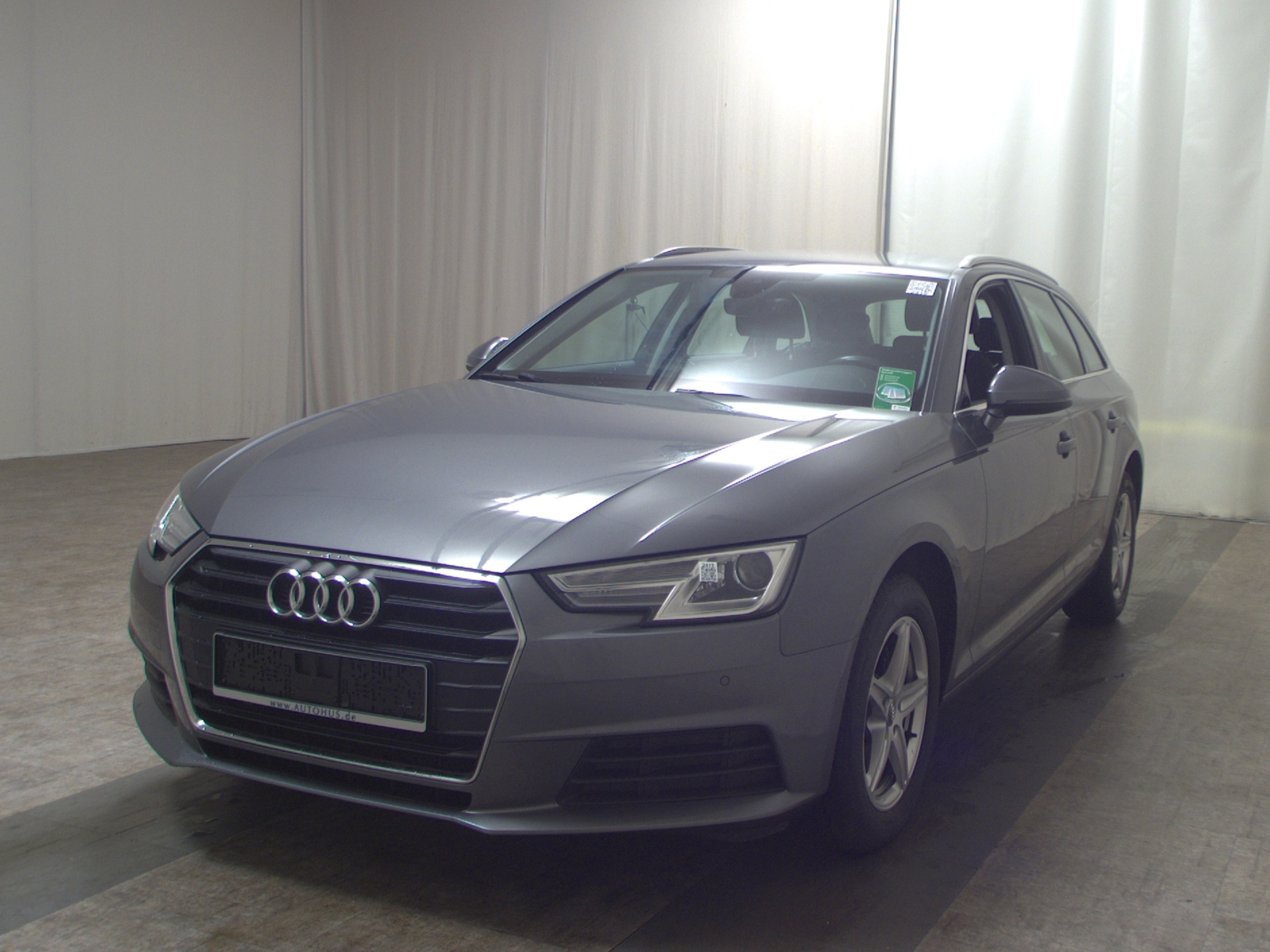 Audi A4 Avant 35 TDI Navi LED PDC Shz Tempomat 2